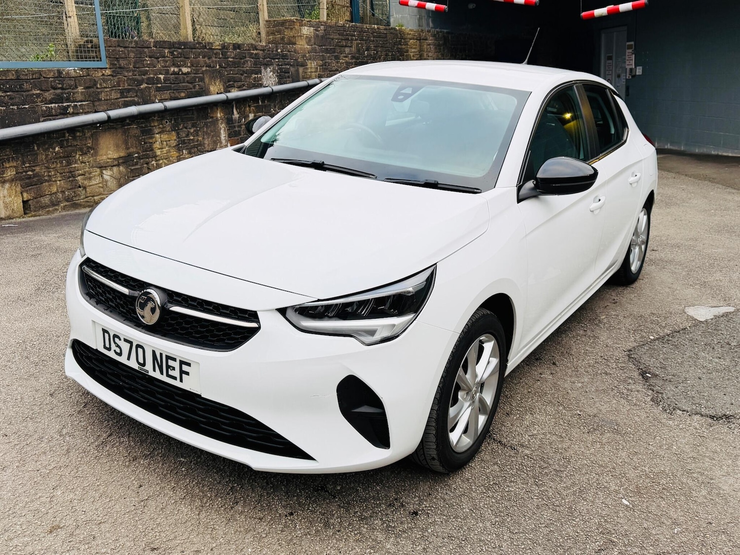 Used Vauxhall Corsa for sale - 77074223: Photo 3