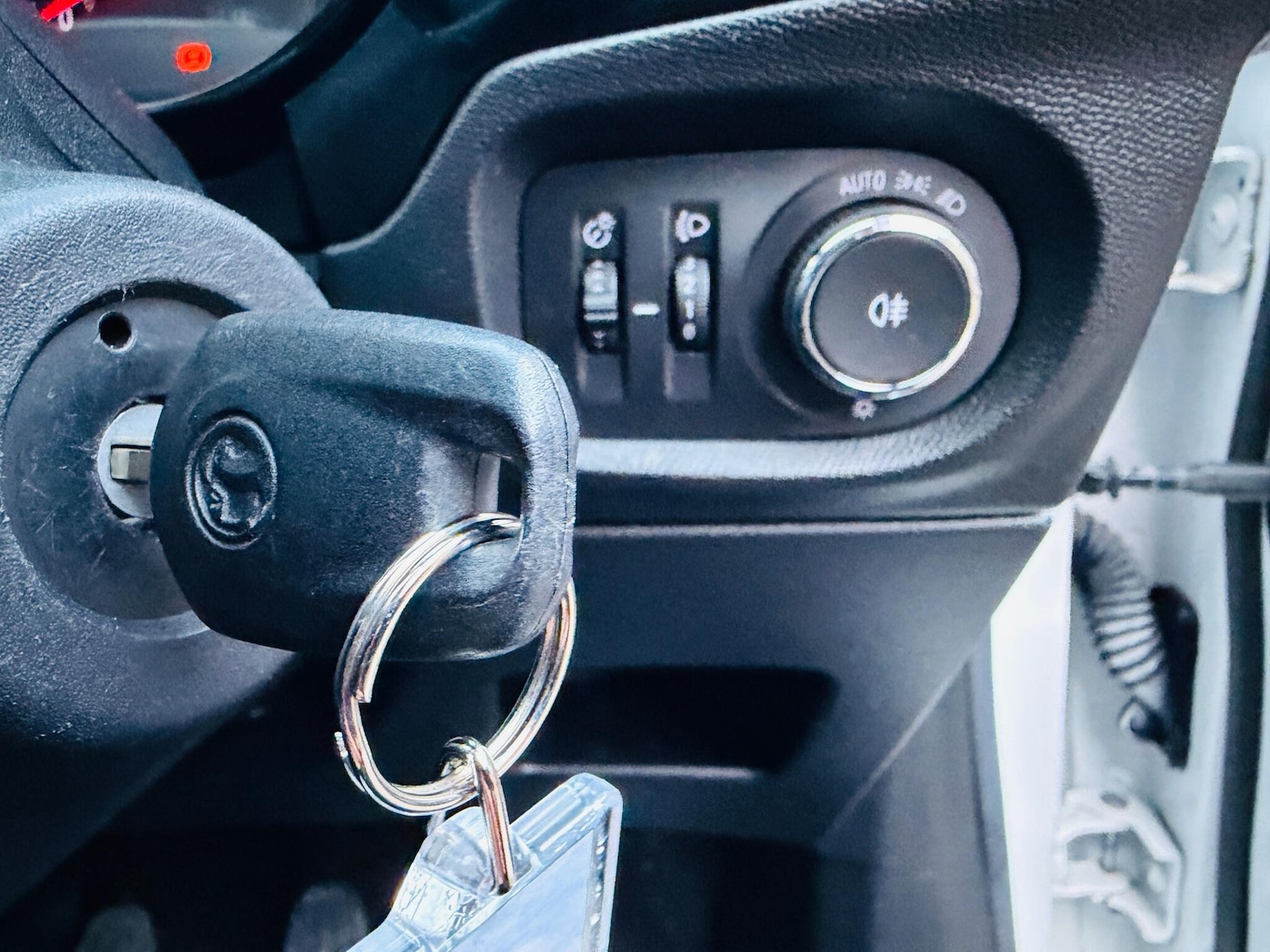 Used Vauxhall Corsa for sale - 77074223: Photo 48