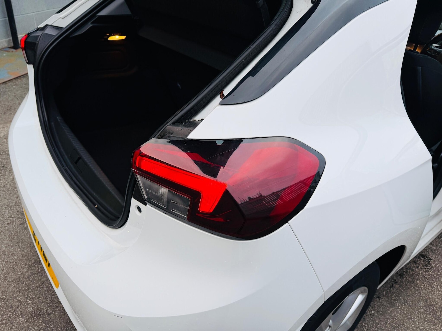 Used Vauxhall Corsa for sale - 77074223: Photo 77