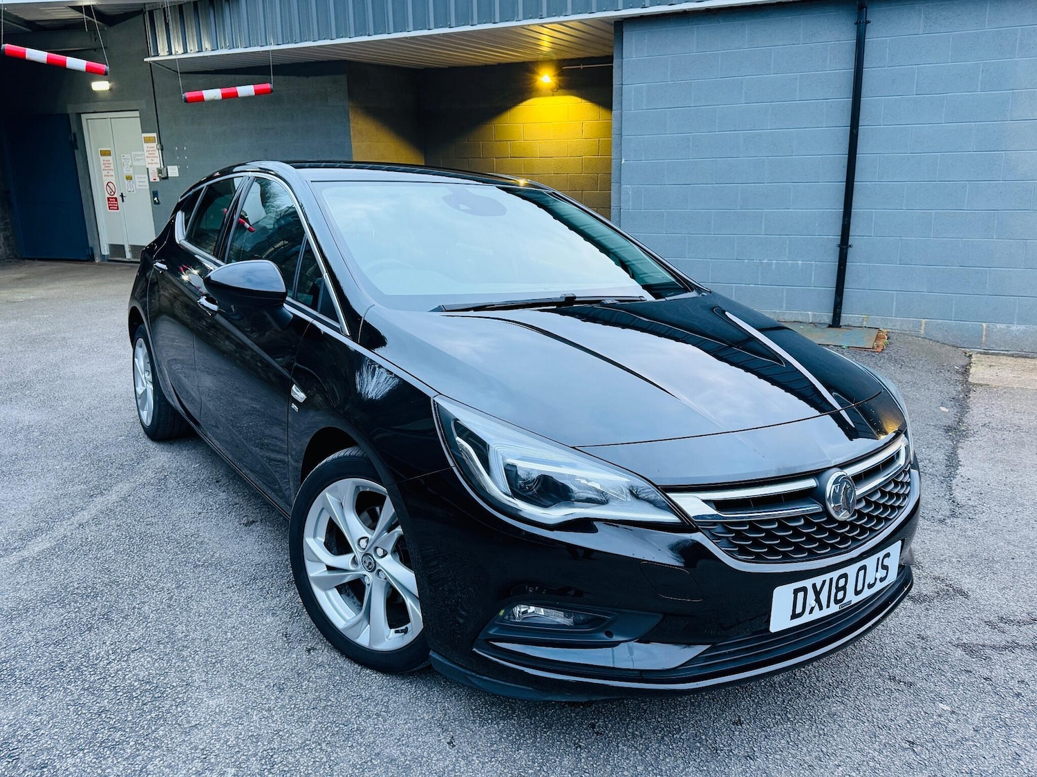 Used Vauxhall Astra 2018 for sale - 77074746: Photo 10