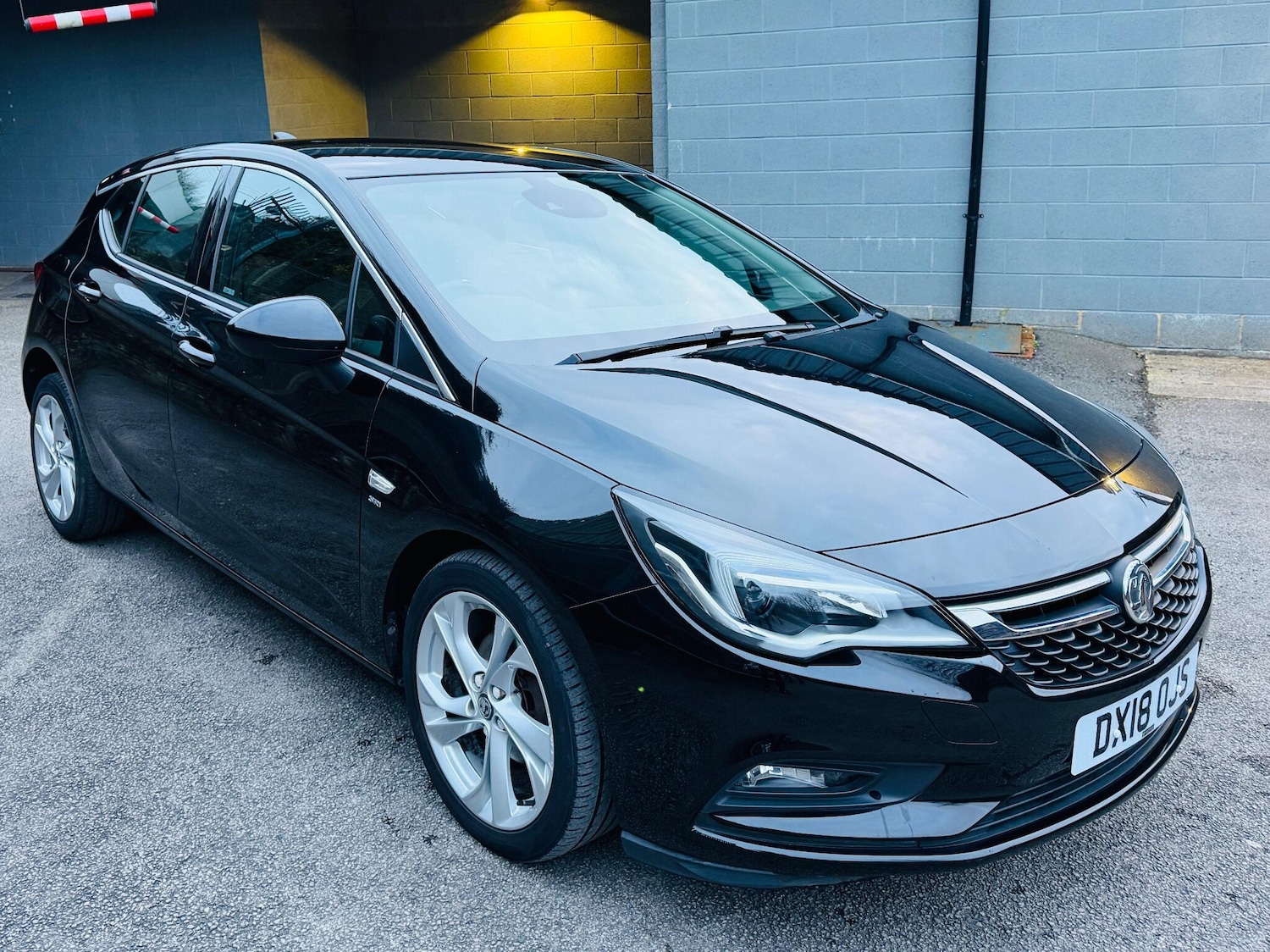 Used Vauxhall Astra 2018 for sale - 77074746: Photo 14