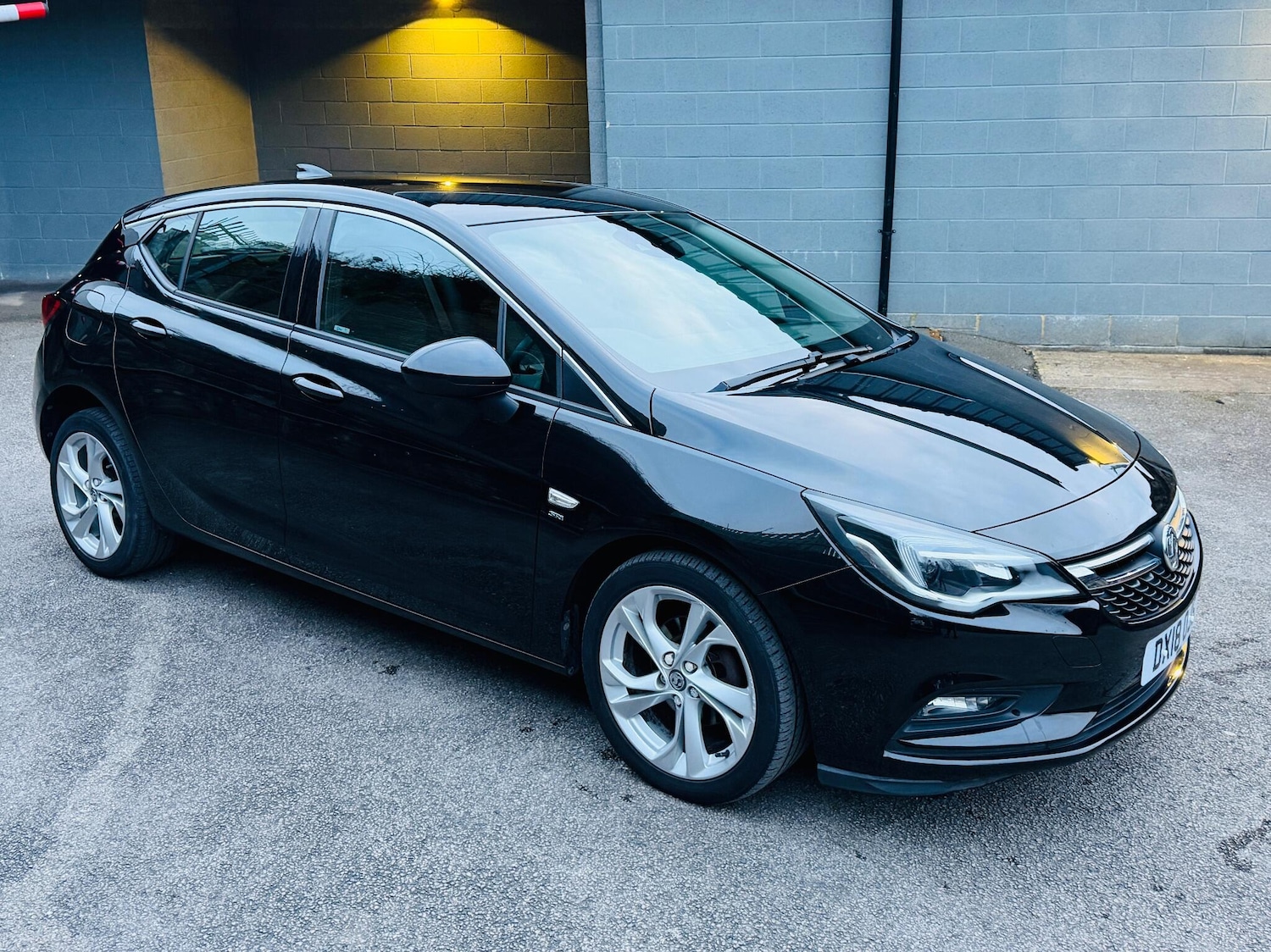 Used Vauxhall Astra 2018 for sale - 77074746: Photo 15