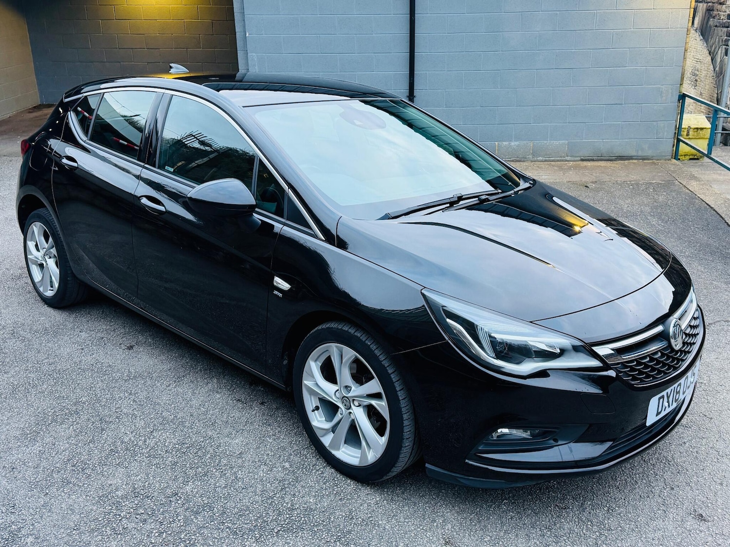 Used Vauxhall Astra 2018 for sale - 77074746: Photo 17