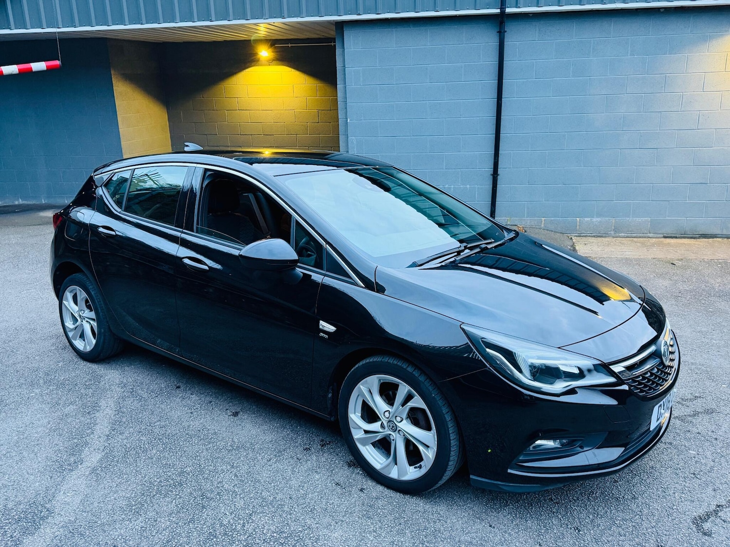 Used Vauxhall Astra 2018 for sale - 77074746: Photo 4