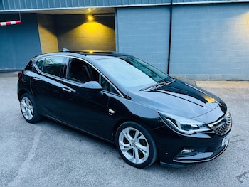 Used Vauxhall Astra 2018 for sale - 77074746: Photo