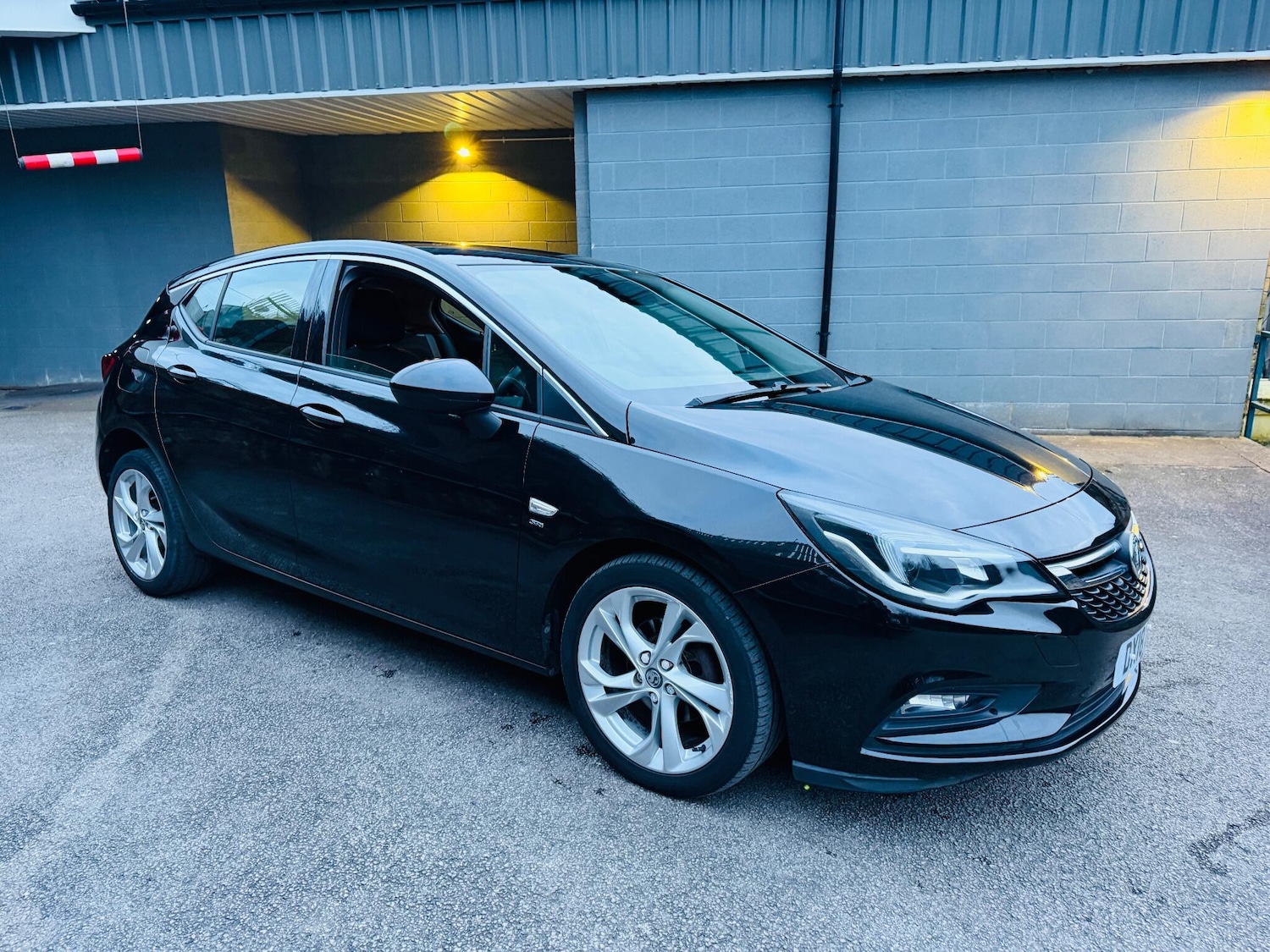 Used Vauxhall Astra 2018 for sale - 77074746: Photo 8