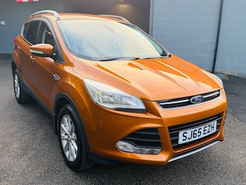 Used Ford Kuga 2015 for sale - 77230469: Photo