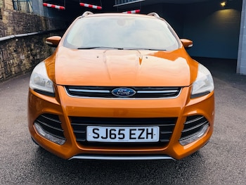 Used Ford Kuga 2015 for sale - 77230469: Photo