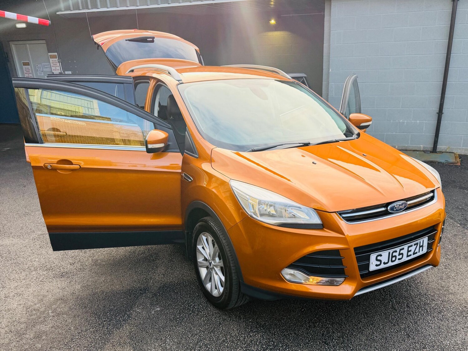 Used Ford Kuga 2015 for sale - 77230469: Photo 9