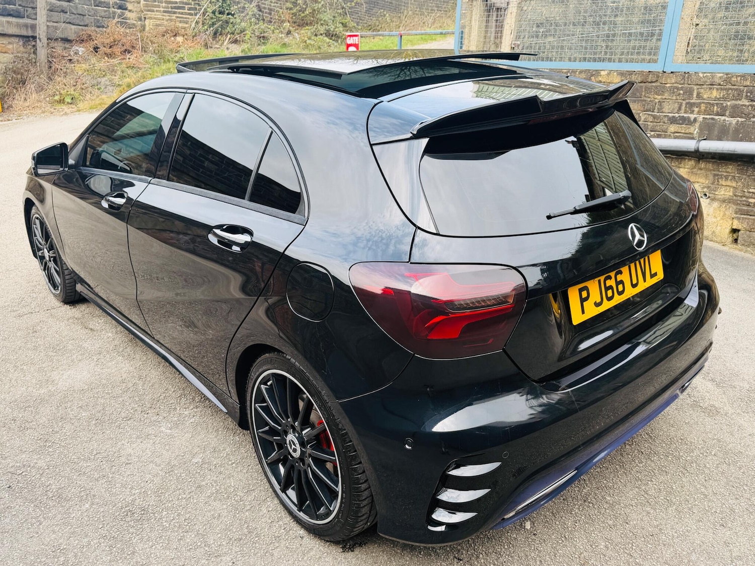 Used Mercedes-Benz A-Class for sale - 77982487: Photo 3