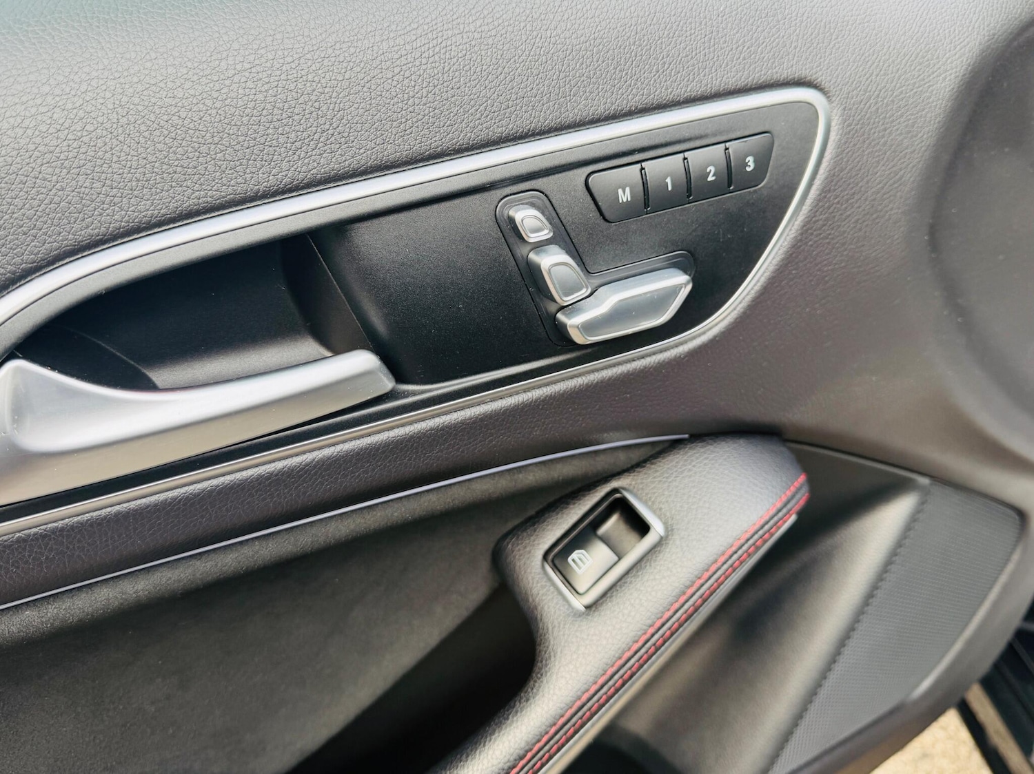 Used Mercedes-Benz A-Class for sale - 77982487: Photo 55