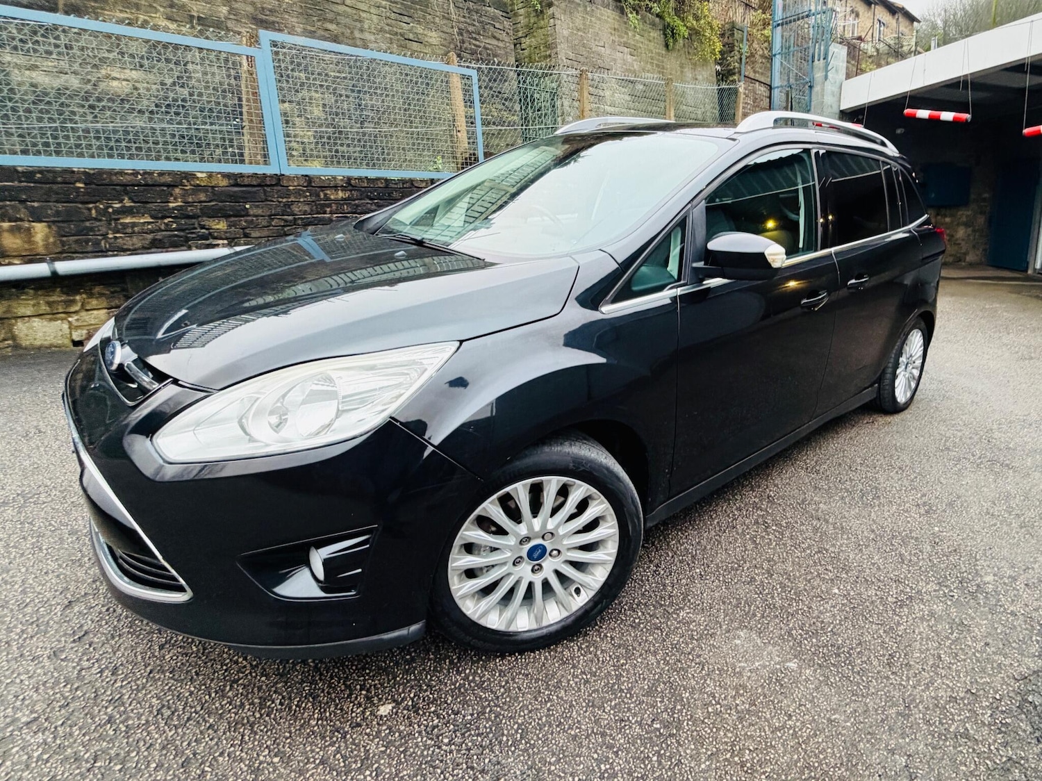 Used Ford Grand C-Max 2014 for sale - 77020950: Photo 21