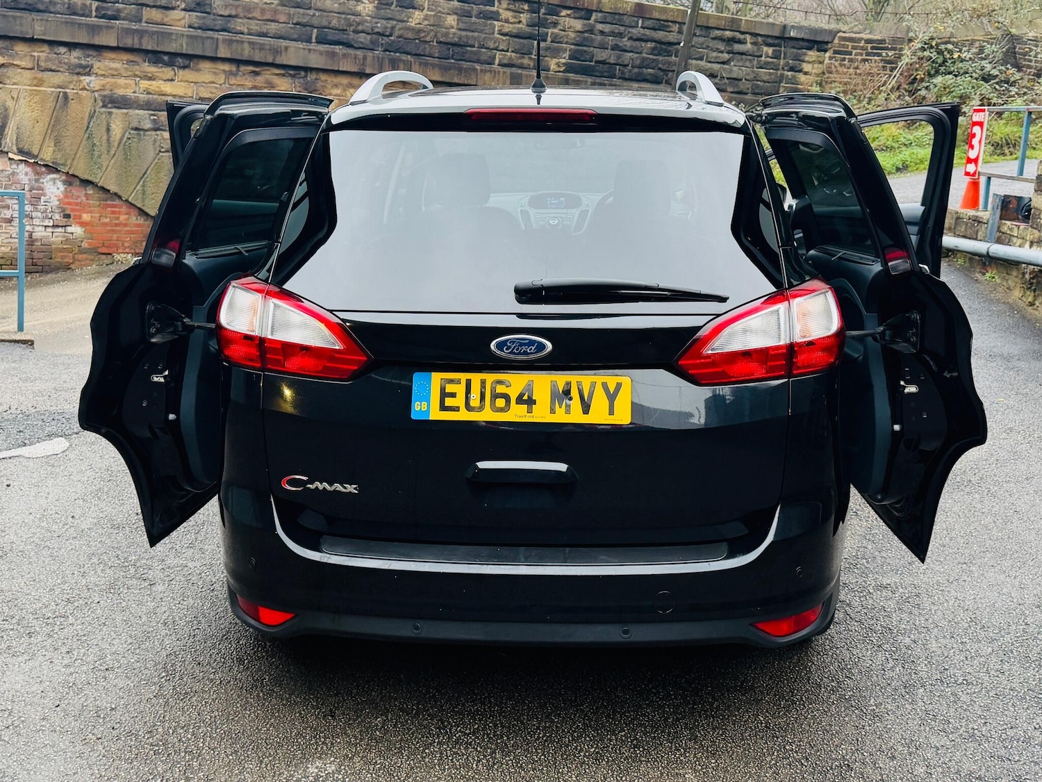 Used Ford Grand C-Max 2014 for sale - 77020950: Photo 28