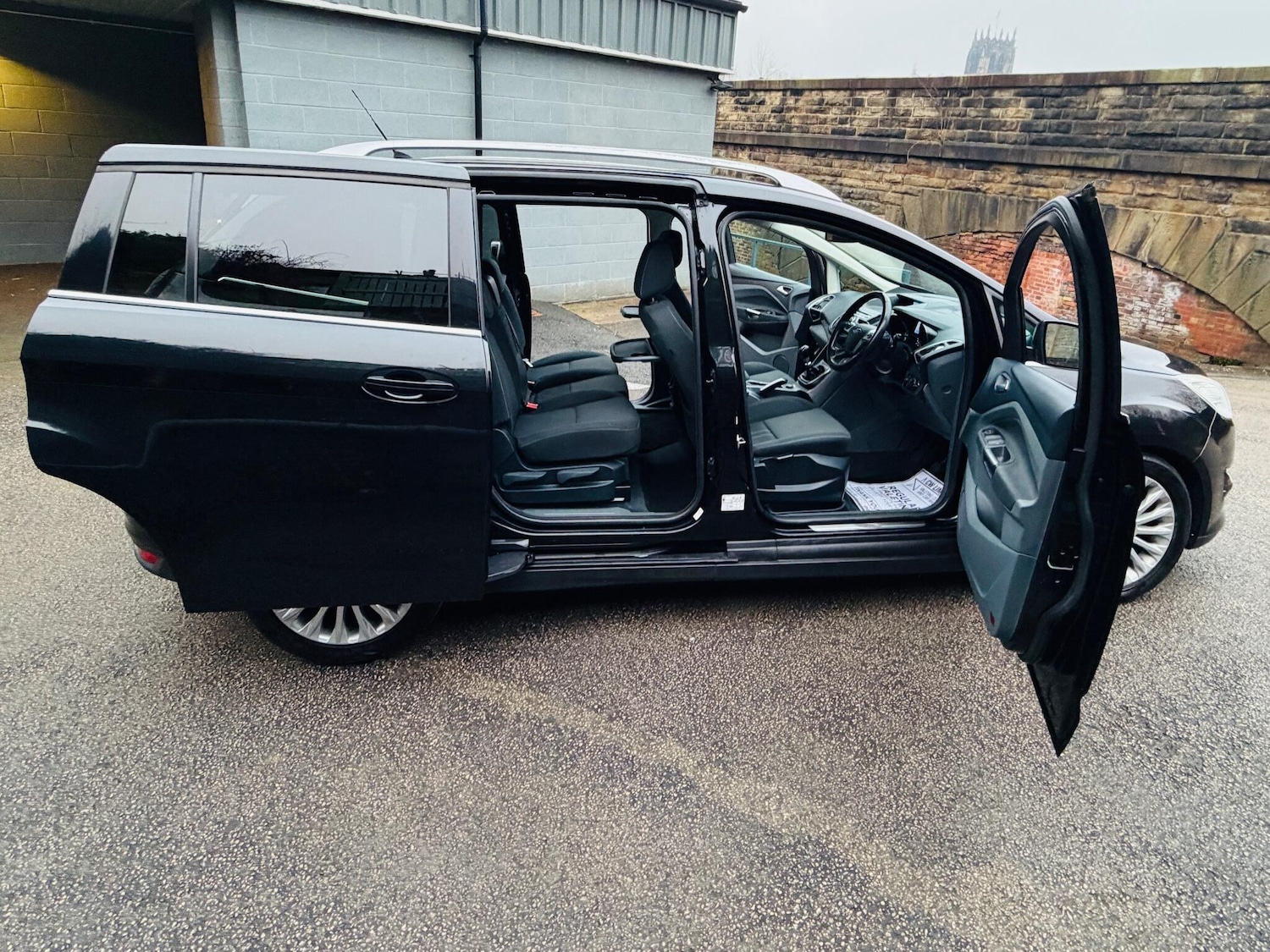 Used Ford Grand C-Max 2014 for sale - 77020950: Photo 30