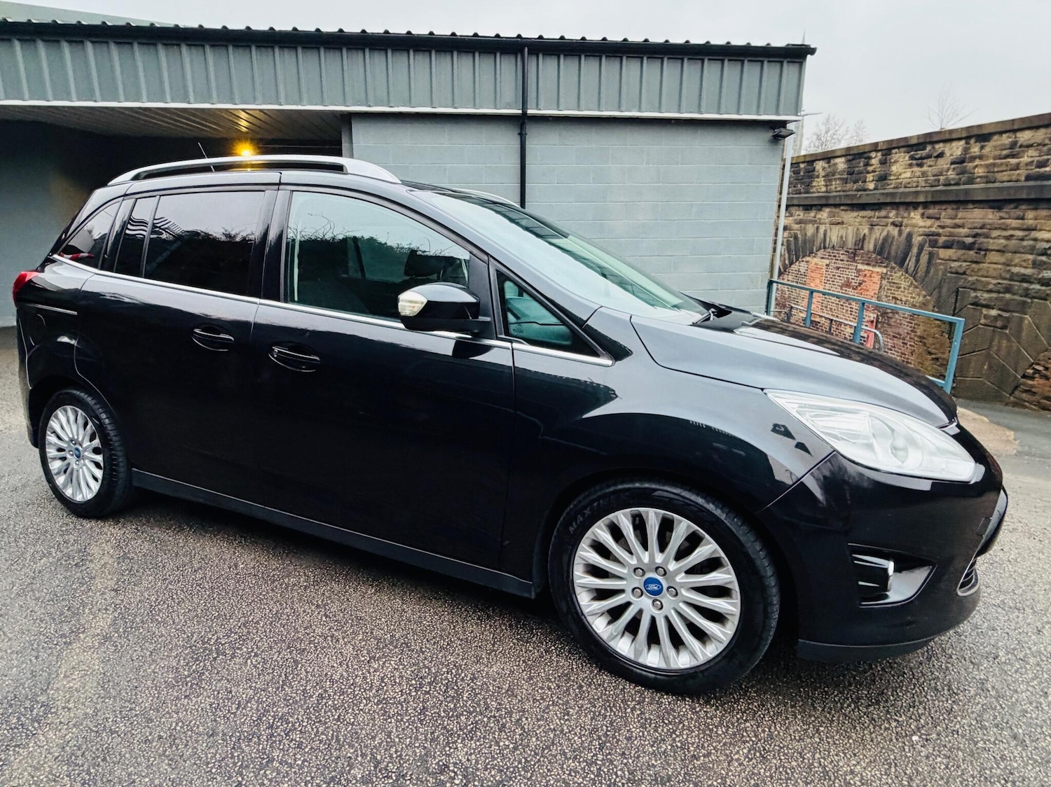 Used Ford Grand C-Max 2014 for sale - 77020950: Photo 8