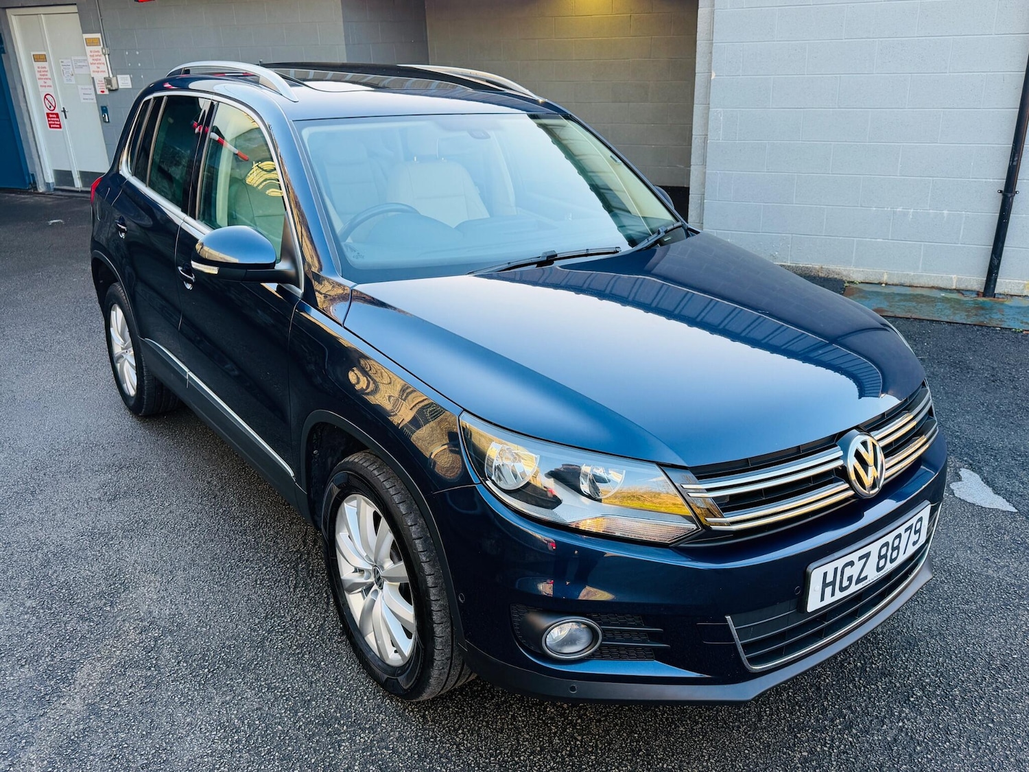 Used Volkswagen Tiguan 2014 for sale - 77229349: Photo 11