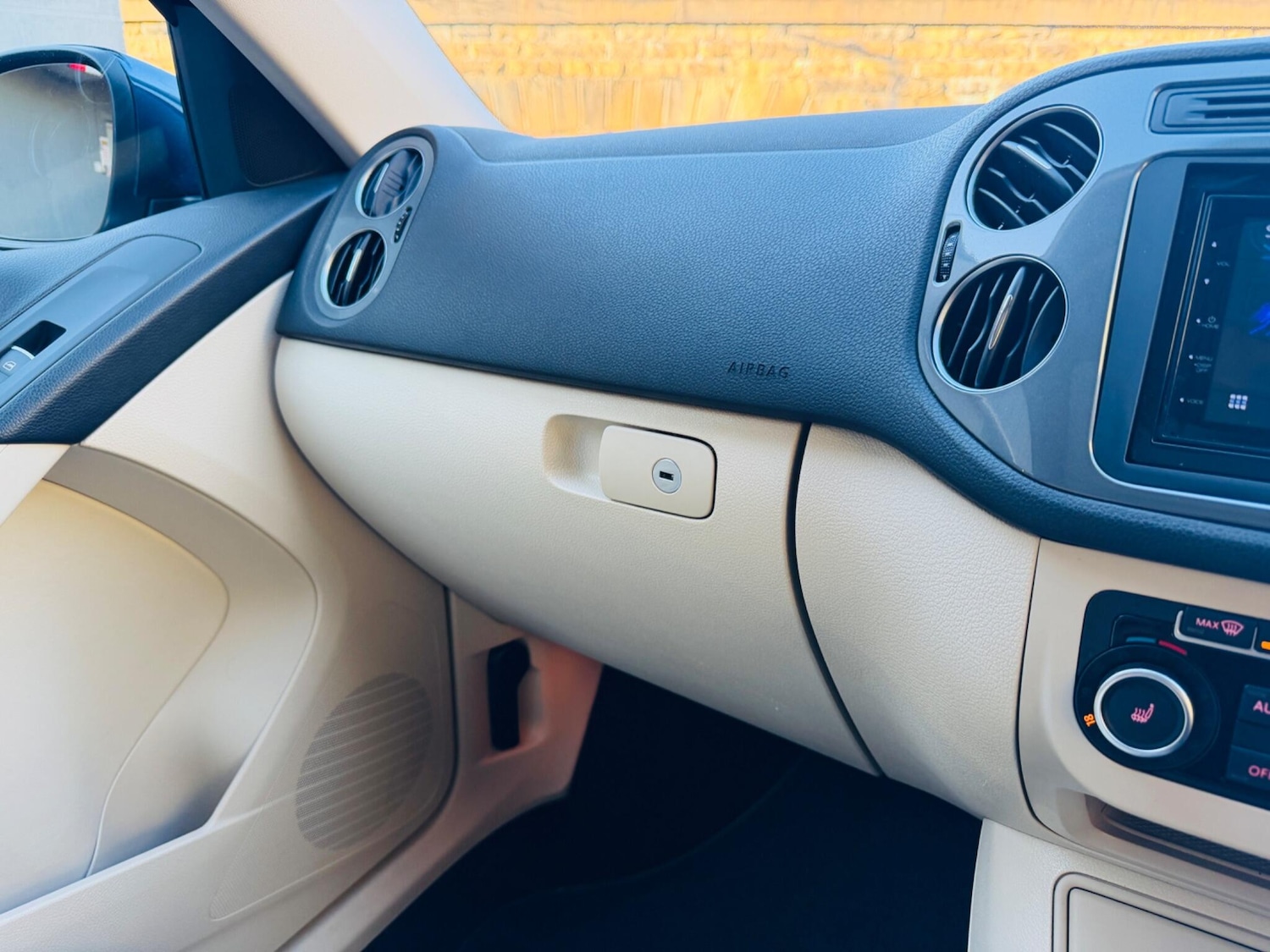 Used Volkswagen Tiguan 2014 for sale - 77229349: Photo 33