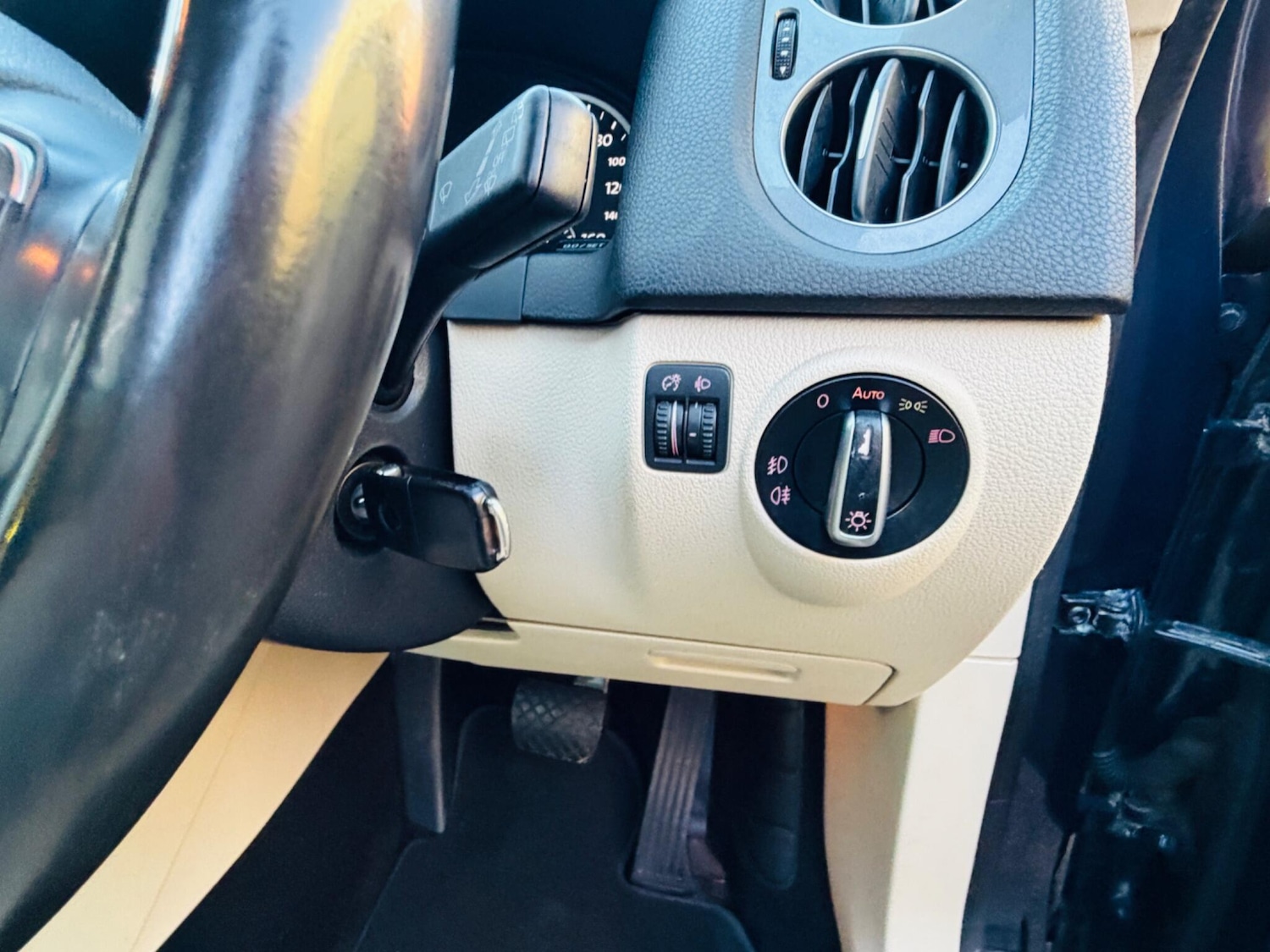 Used Volkswagen Tiguan 2014 for sale - 77229349: Photo 55