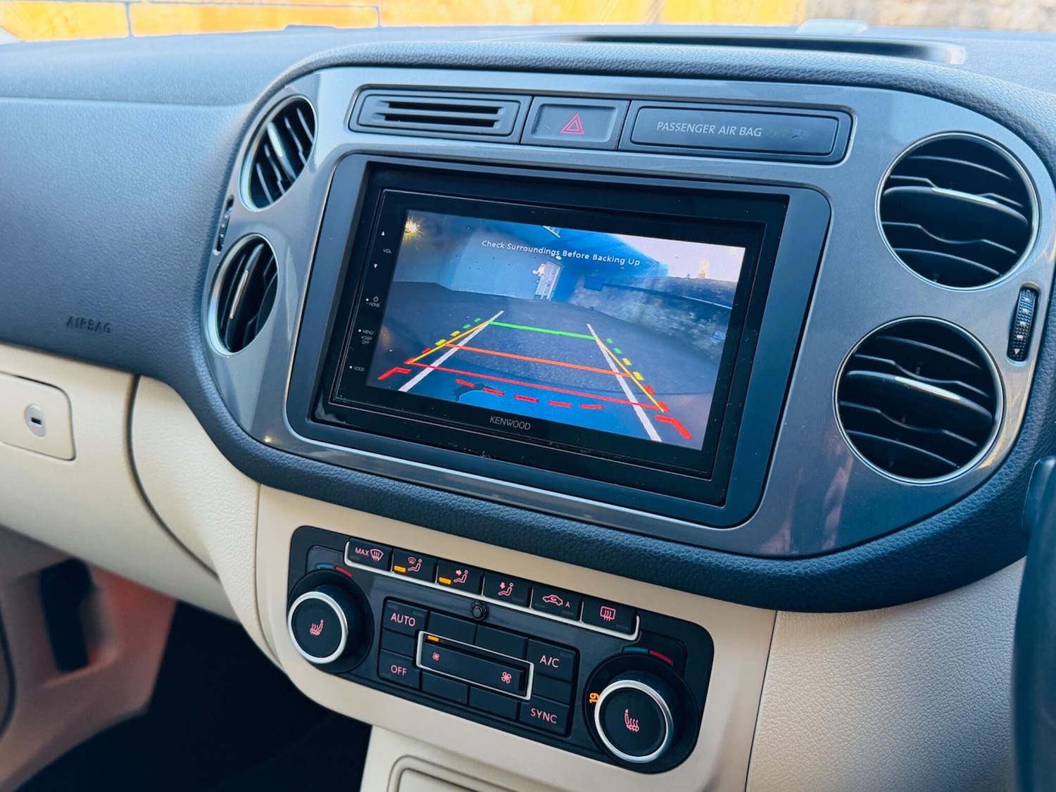 Used Volkswagen Tiguan 2014 for sale - 77229349: Photo 58