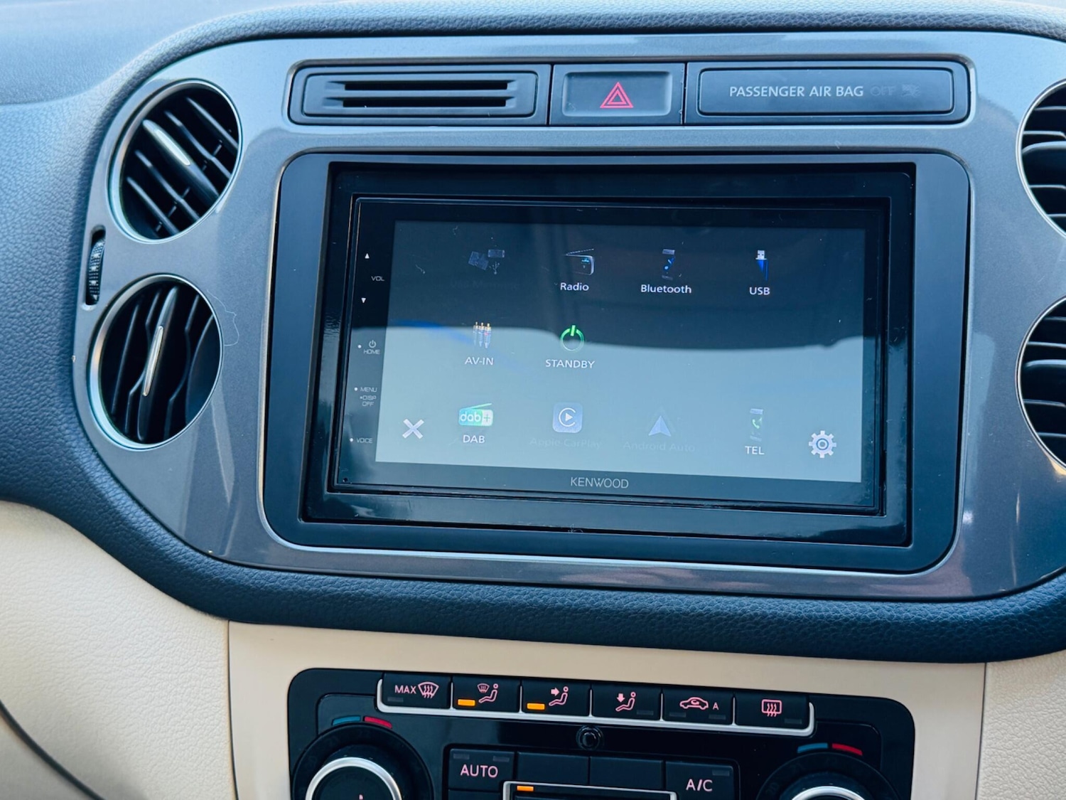 Used Volkswagen Tiguan 2014 for sale - 77229349: Photo 62