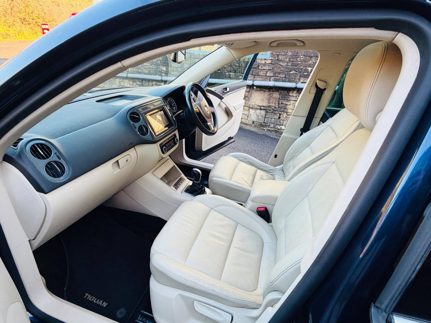 Used Volkswagen Tiguan 2014 for sale - 77229349: Photo 71