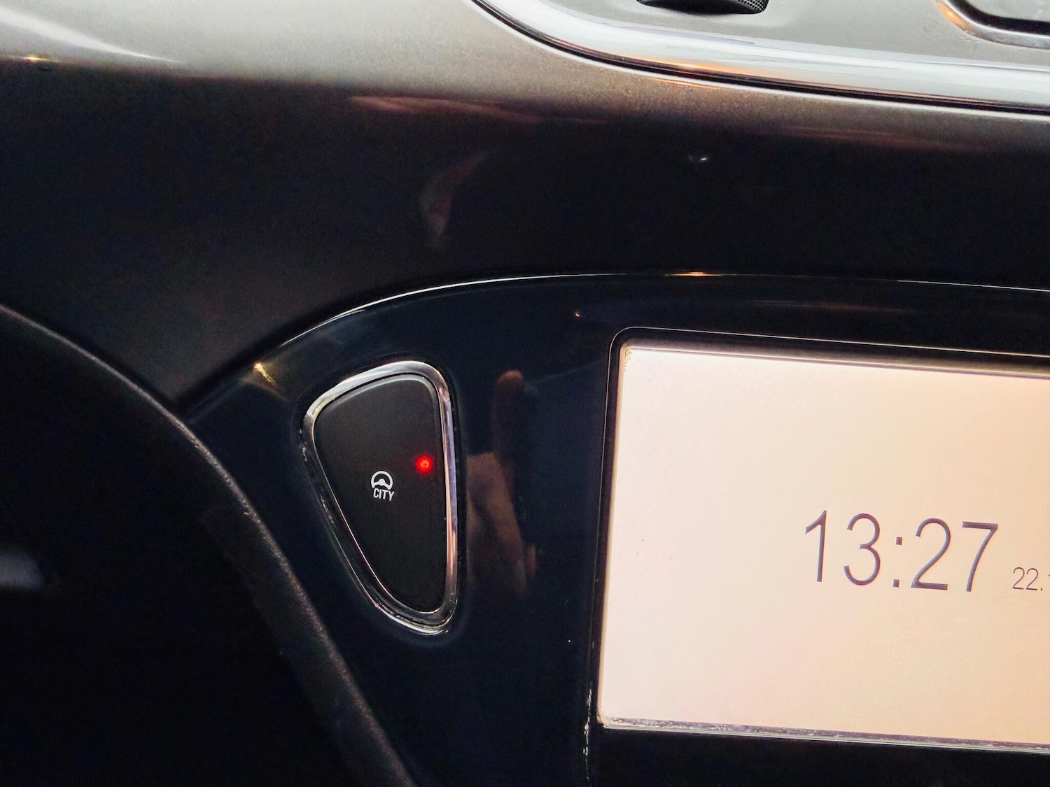 Used Vauxhall Corsa 2015 for sale - 77029780: Photo 59