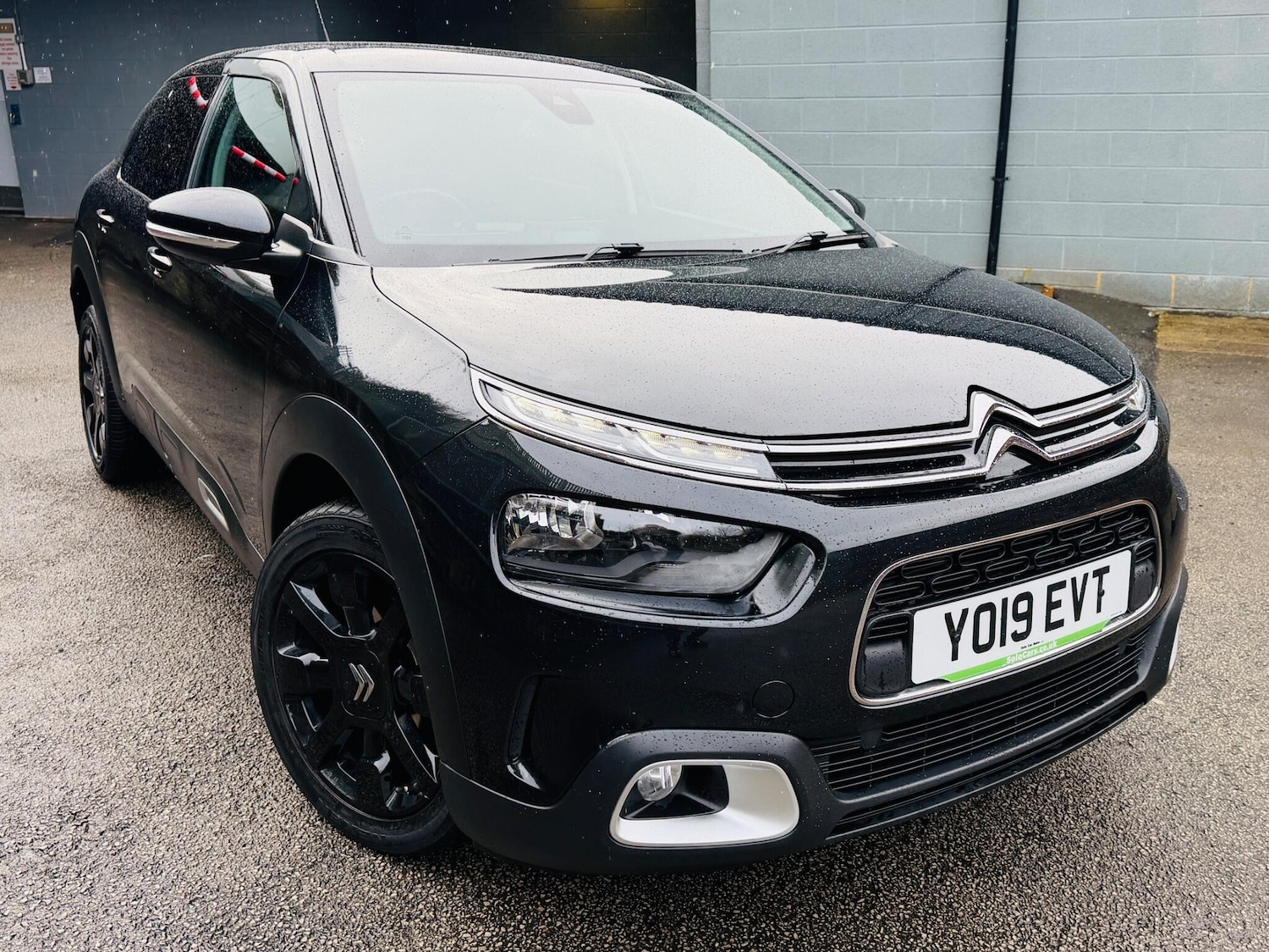 Used Citroen C4 Cactus for sale - 77191636: Photo 11