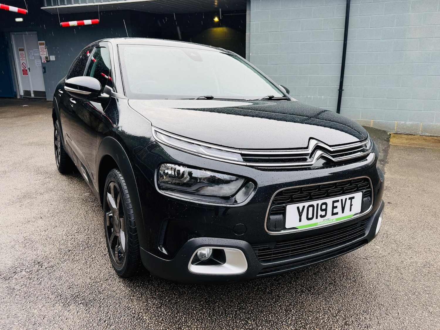 Used Citroen C4 Cactus for sale - 77191636: Photo 12