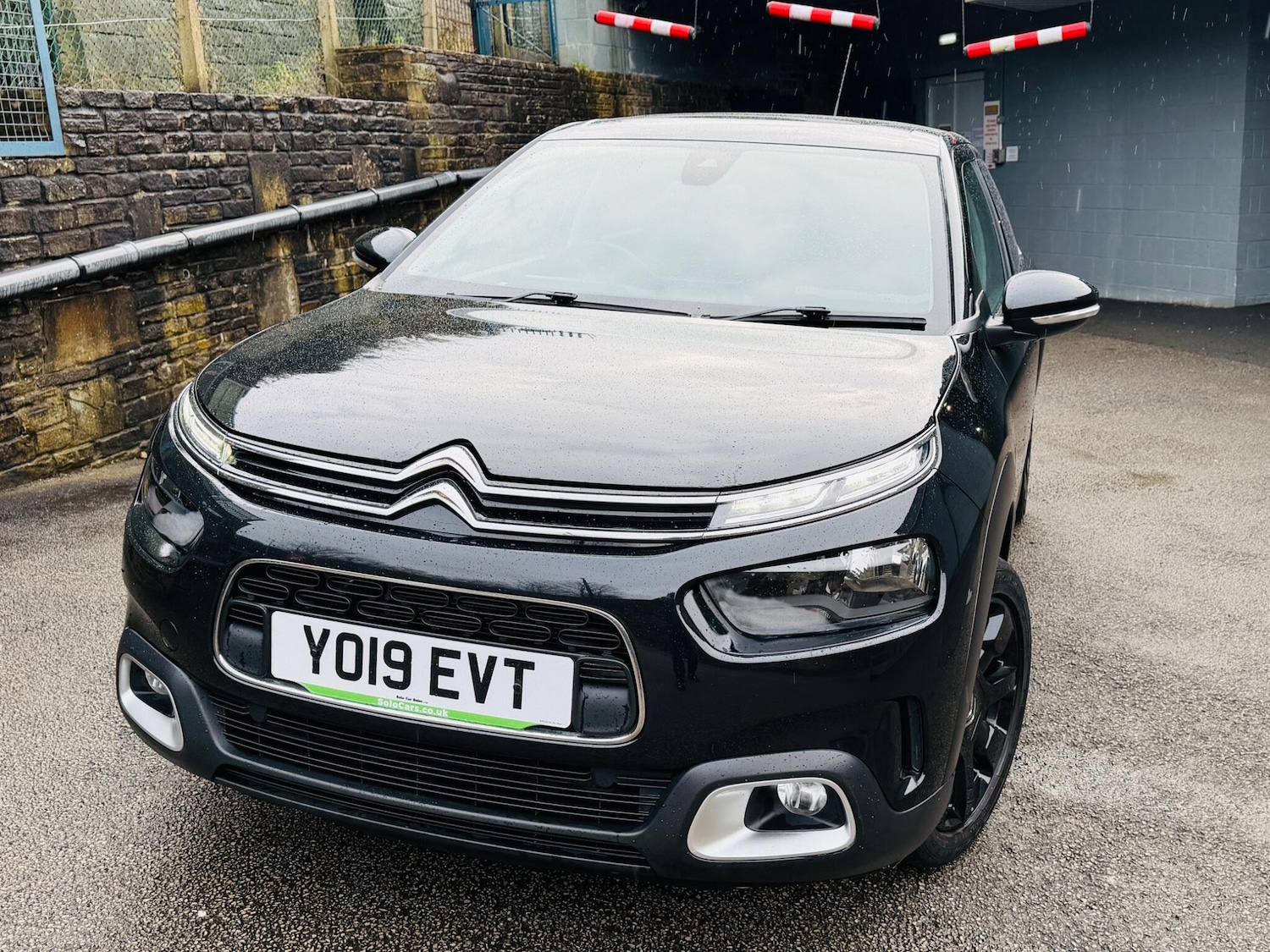 Used Citroen C4 Cactus for sale - 77191636: Photo 2