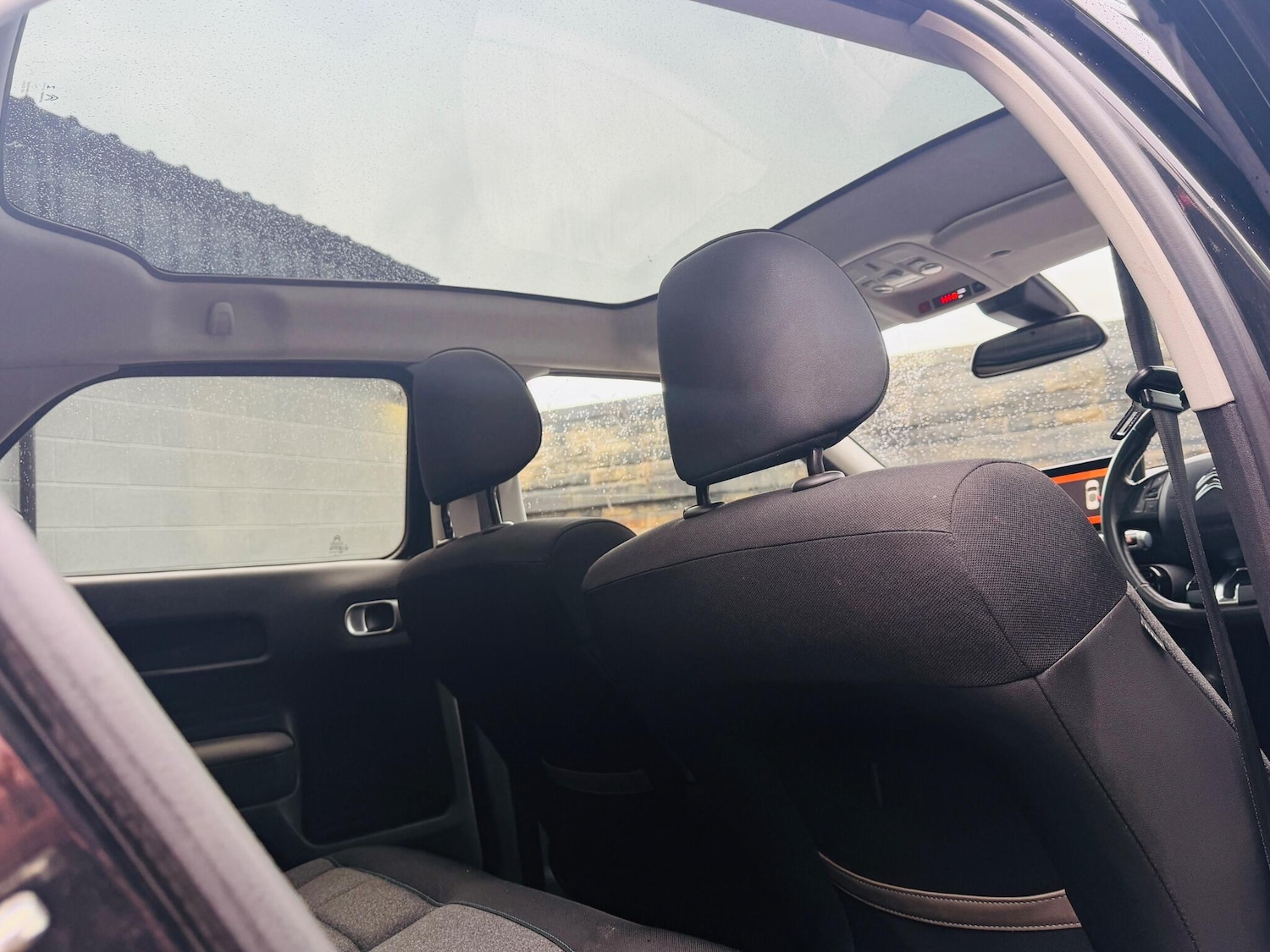 Used Citroen C4 Cactus for sale - 77191636: Photo 4