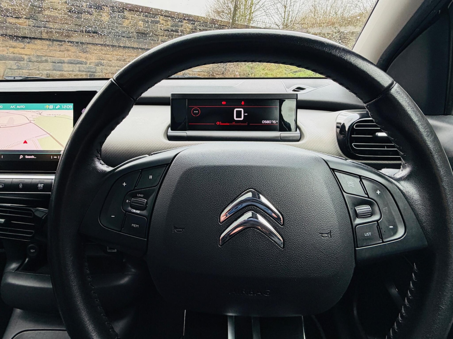 Used Citroen C4 Cactus for sale - 77191636: Photo 65