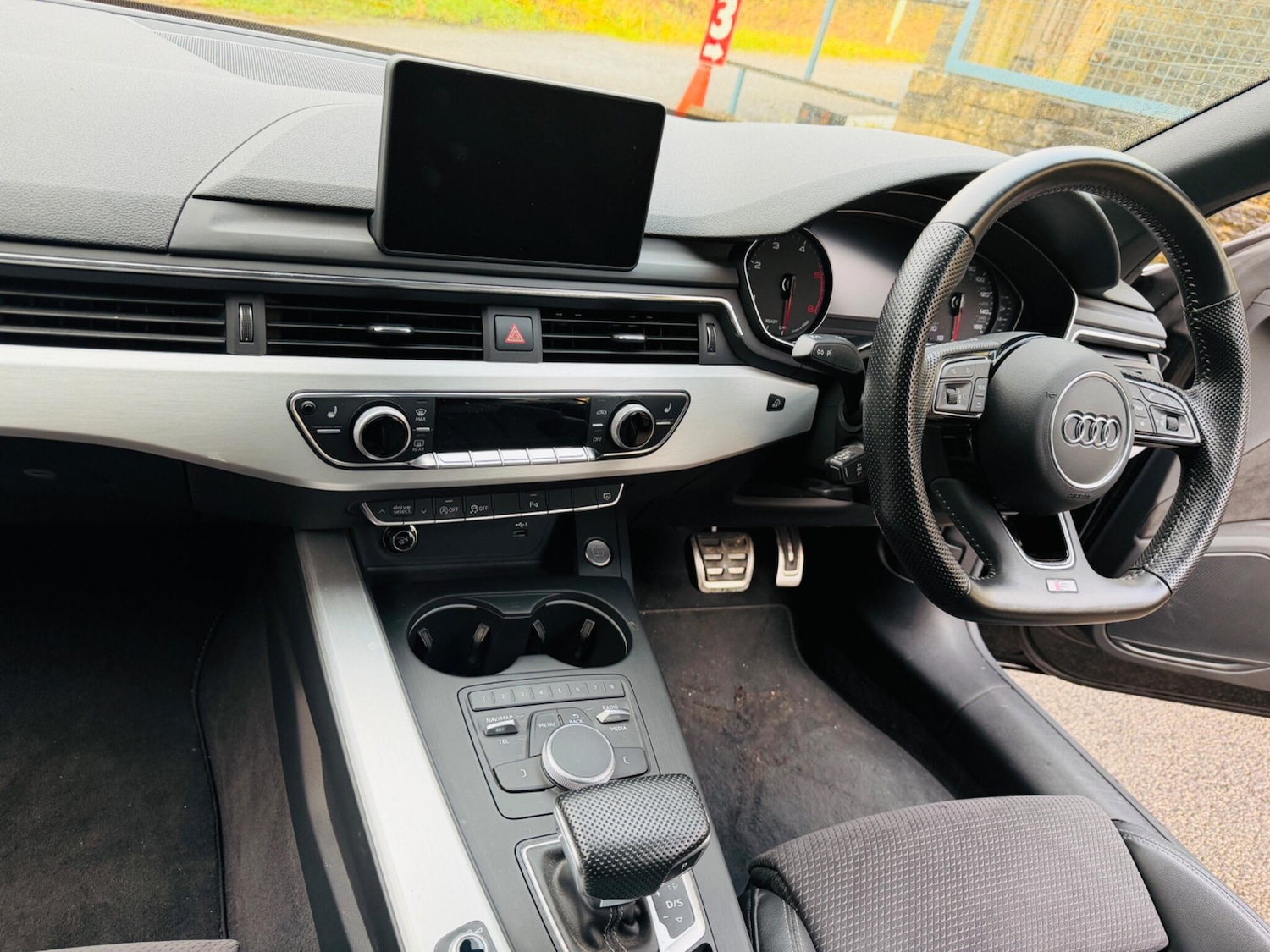 Used Audi A5 Cabriolet 2019 for sale - 77174934: Photo 45