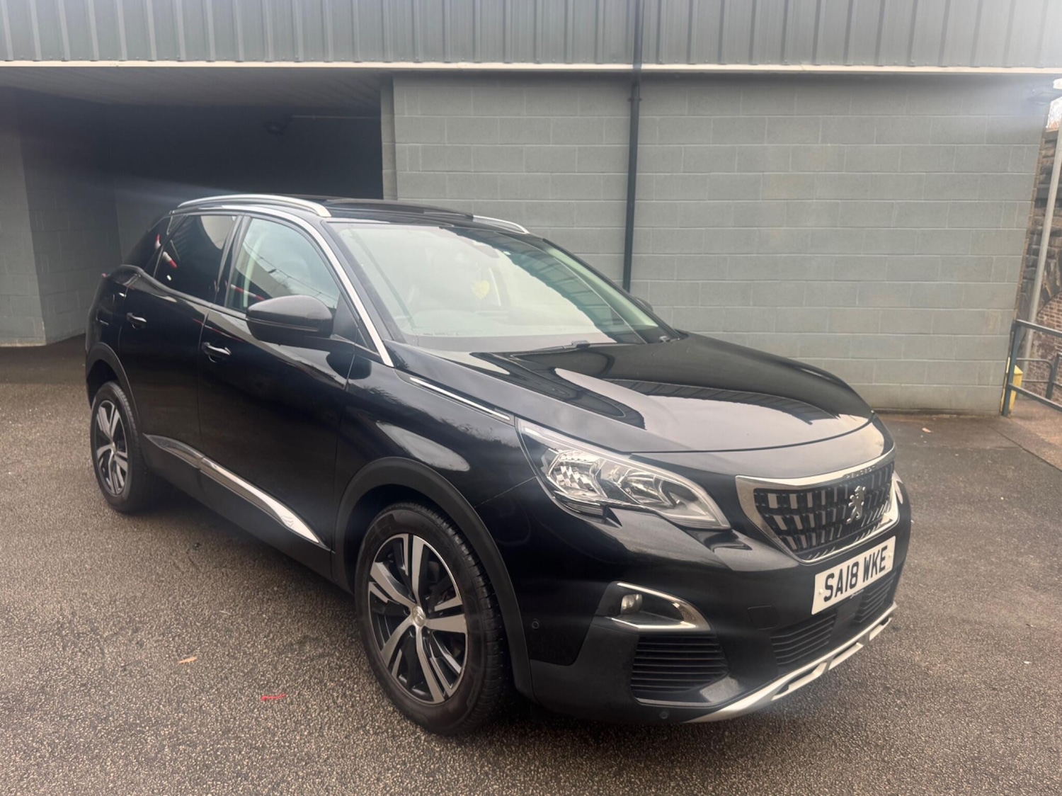 Used Peugeot 3008 2018 for sale - 76886109: Photo 17