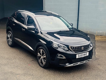 Used Peugeot 3008 2018 for sale - 76886109: Photo