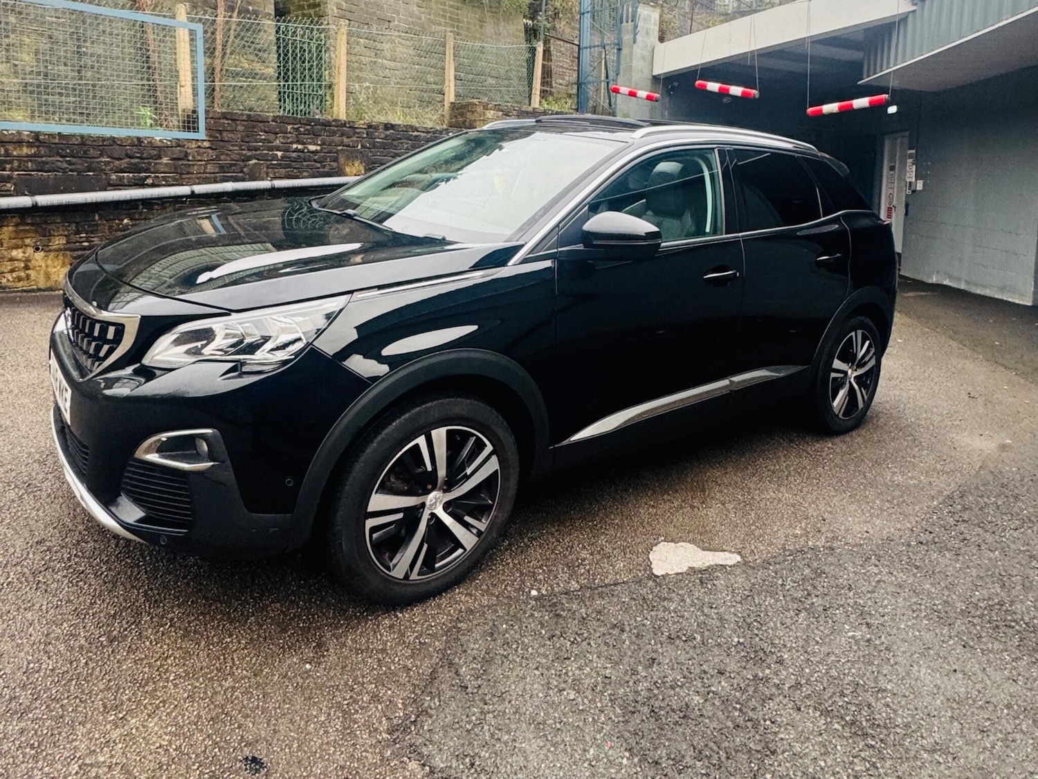 Used Peugeot 3008 2018 for sale - 76886109: Photo 25