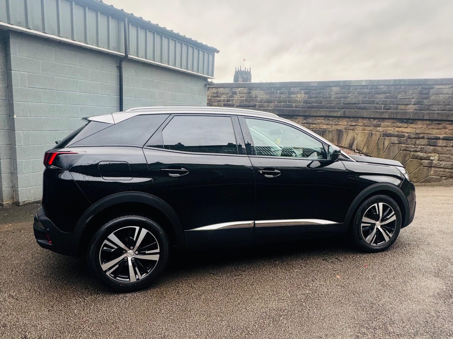 Used Peugeot 3008 2018 for sale - 76886109: Photo 30