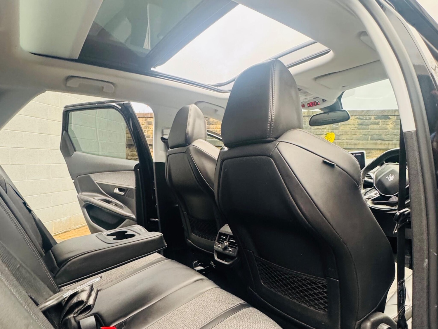 Used Peugeot 3008 2018 for sale - 76886109: Photo 44