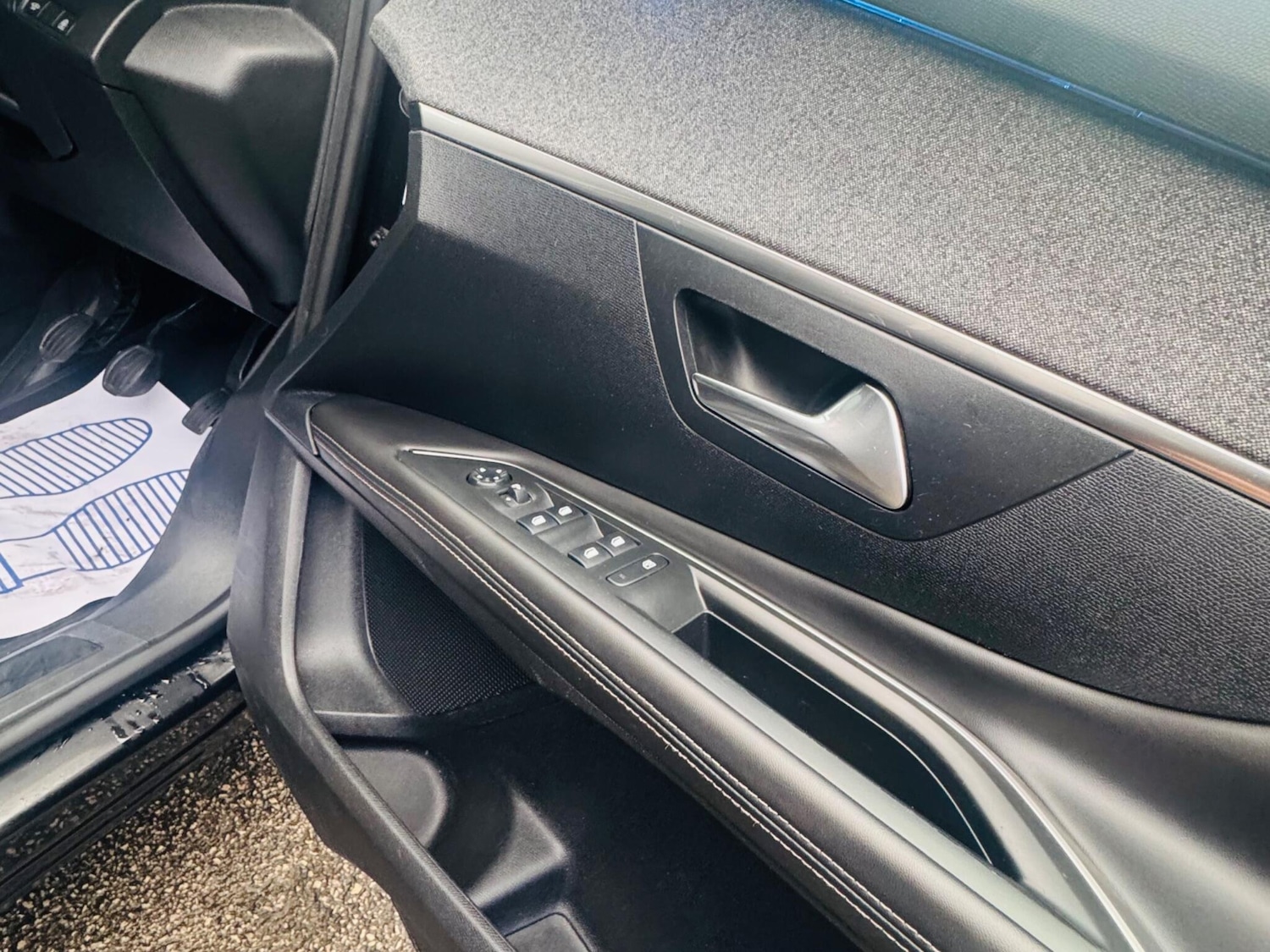 Used Peugeot 3008 2018 for sale - 76886109: Photo 49