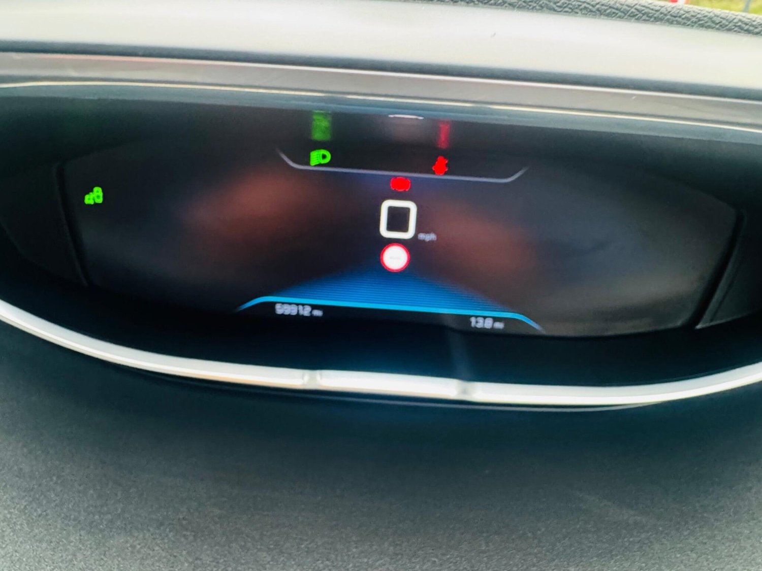 Used Peugeot 3008 2018 for sale - 76886109: Photo 60