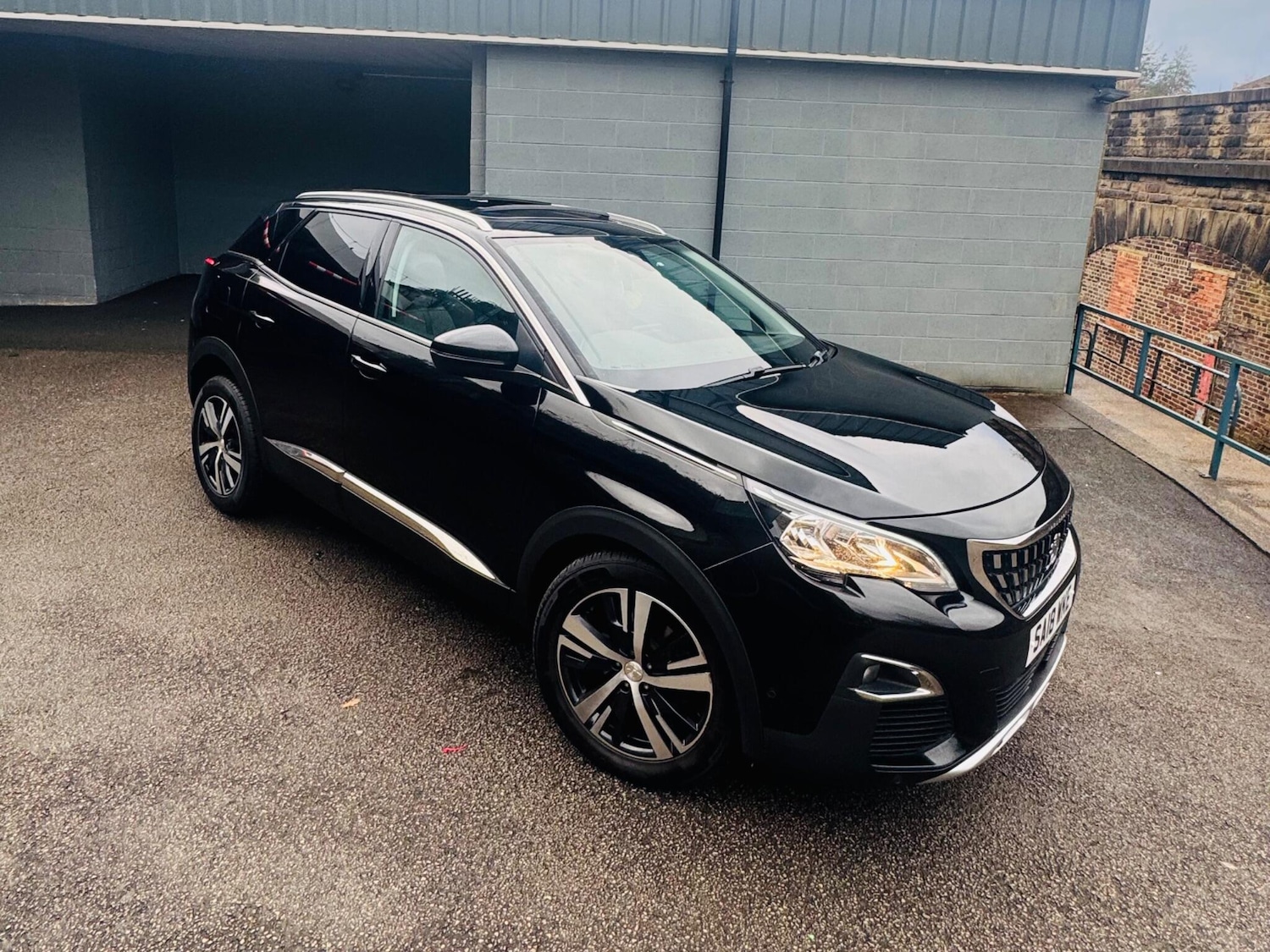 Used Peugeot 3008 2018 for sale - 76886109: Photo 9