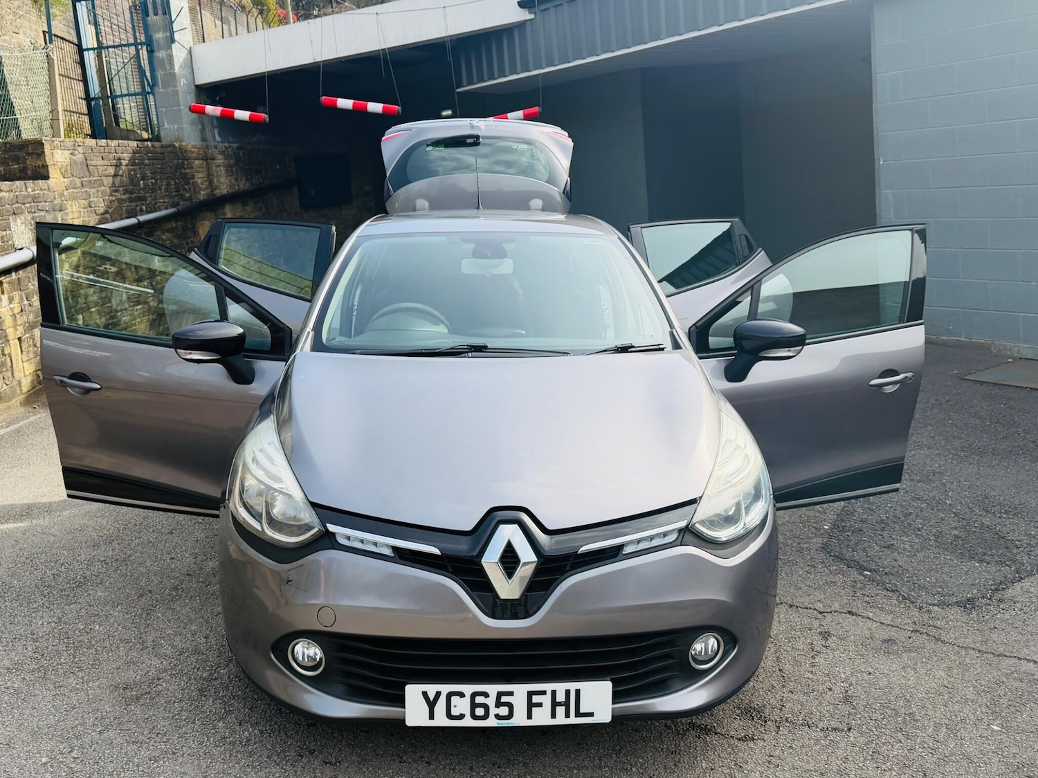 Used Renault Clio for sale - 78115258: Photo 18