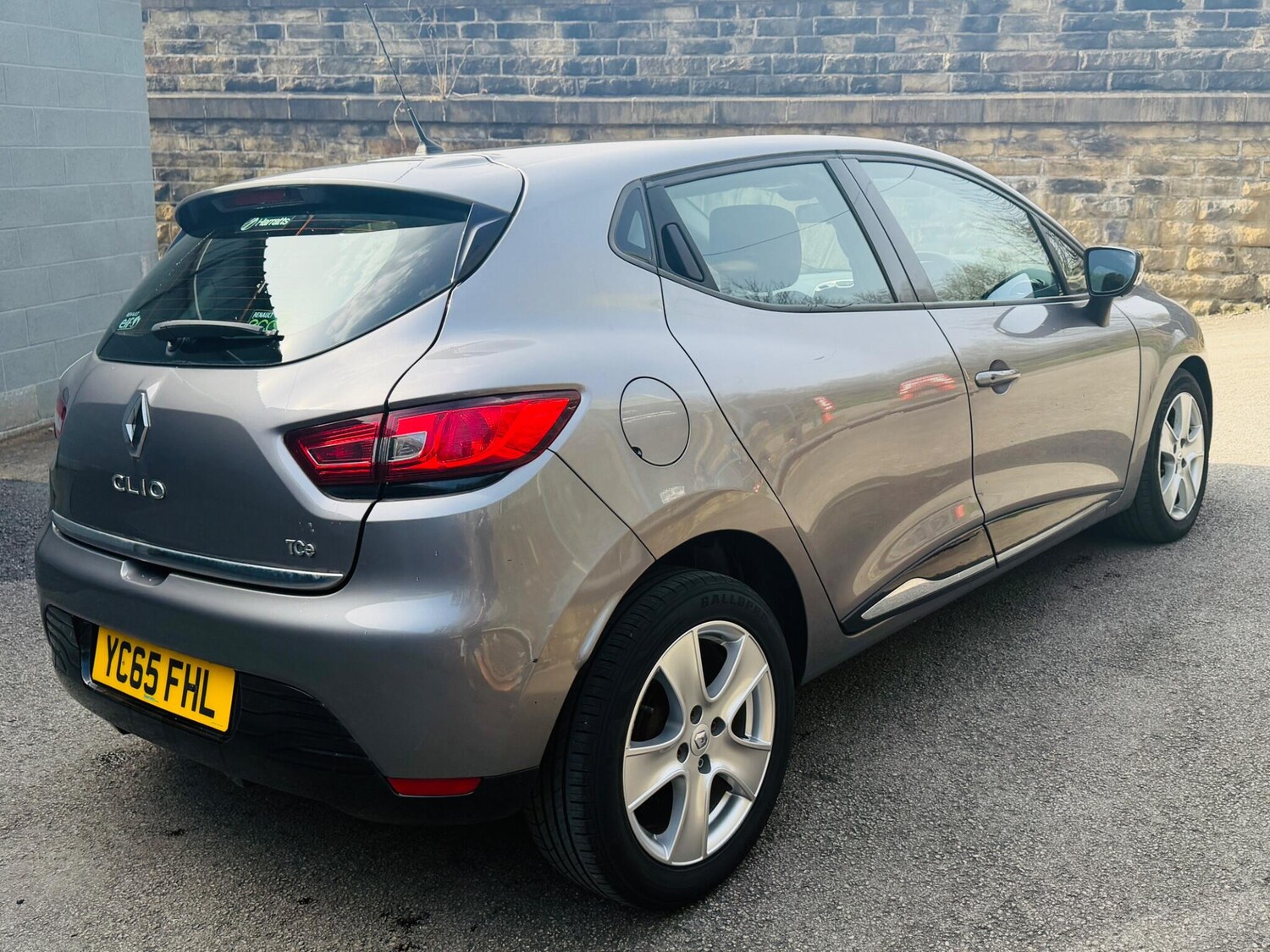 Used Renault Clio for sale - 78115258: Photo 32