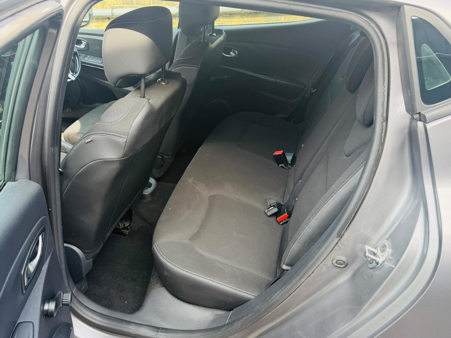 Used Renault Clio for sale - 78115258: Photo 39