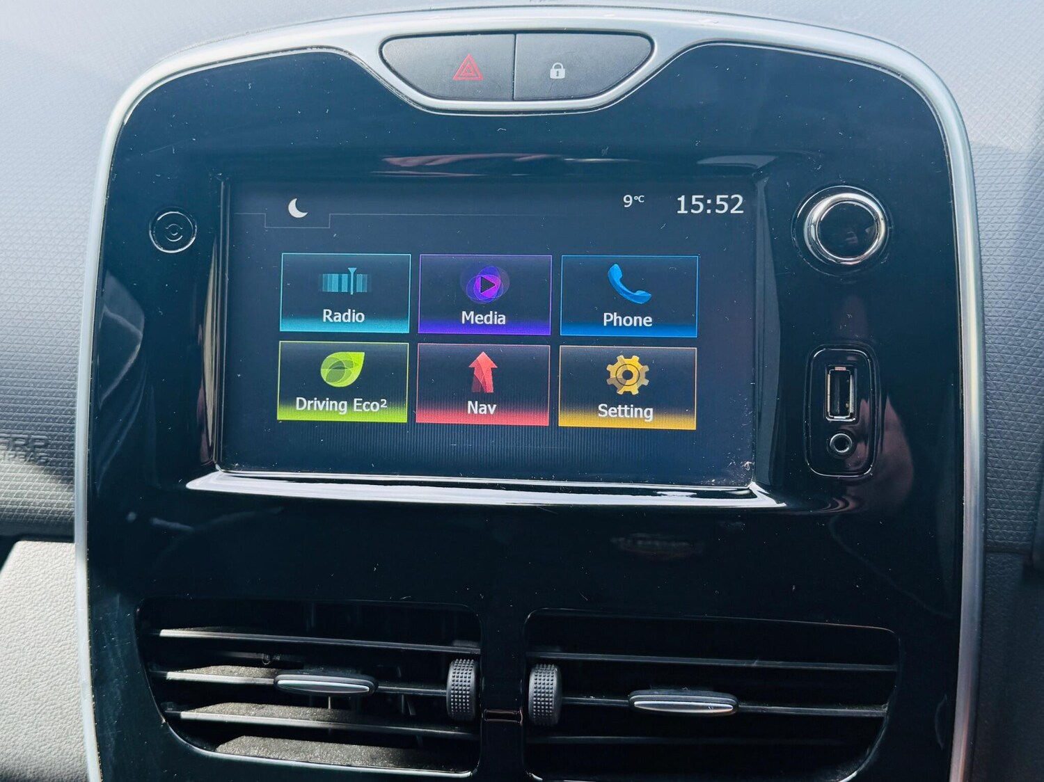 Used Renault Clio for sale - 78115258: Photo 47