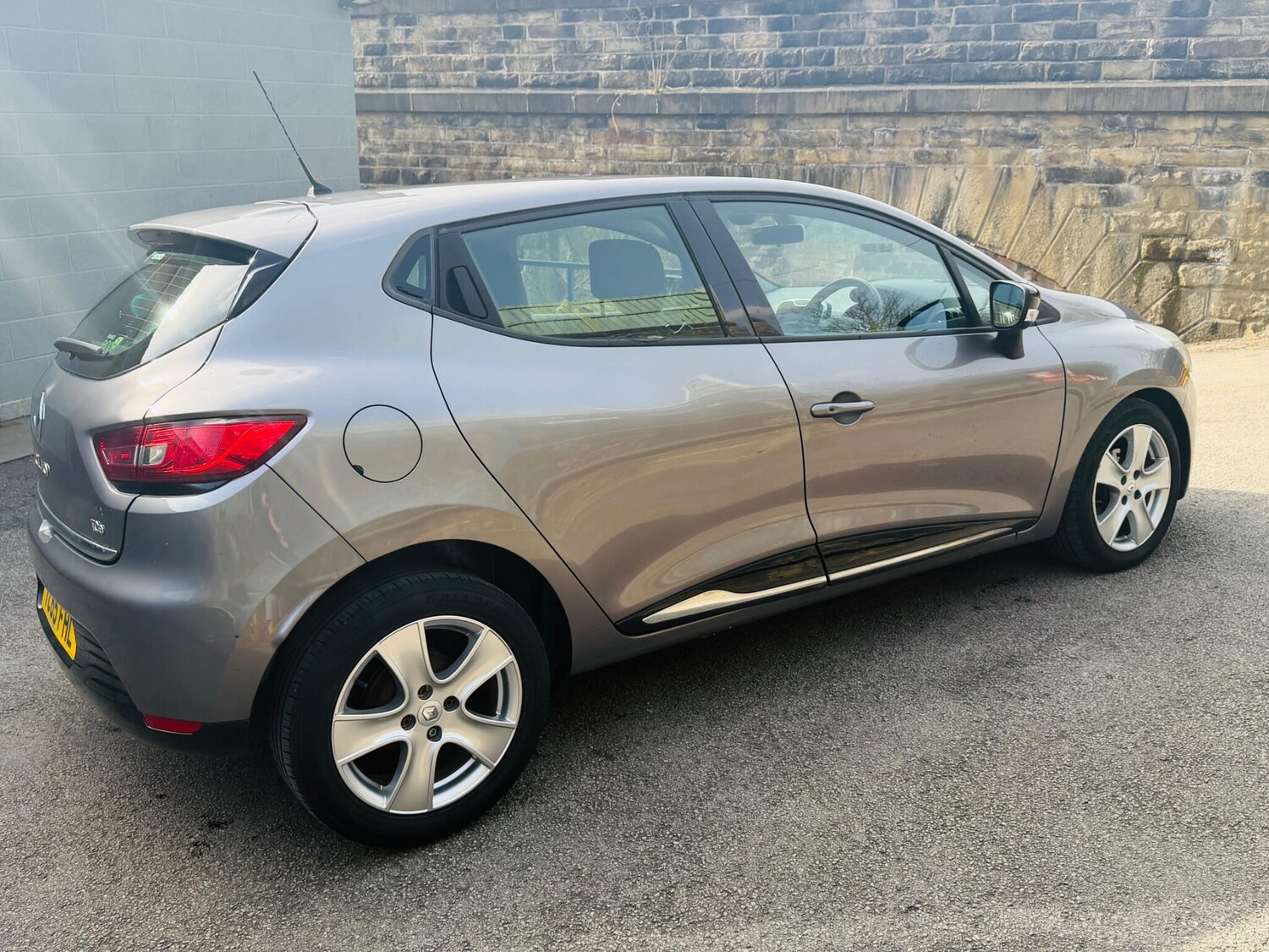 Used Renault Clio for sale - 78115258: Photo 65