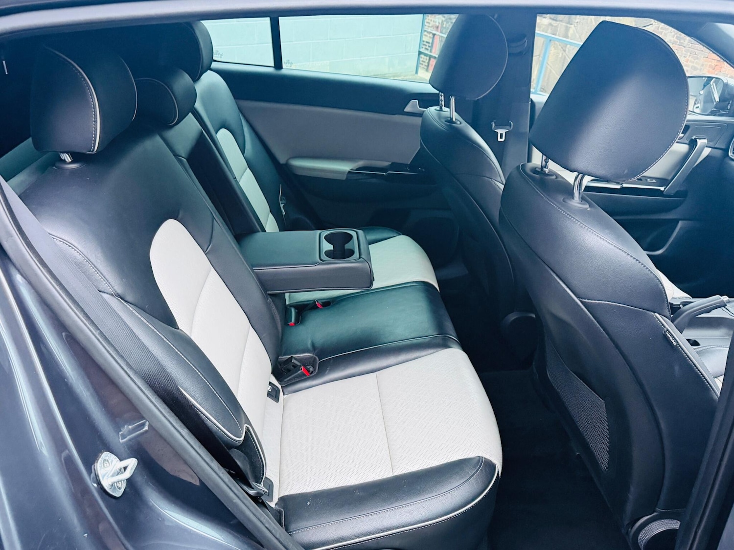 Used Kia Sportage 2018 for sale - 77824532: Photo 48