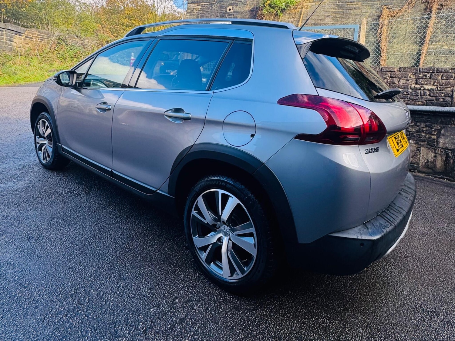 Used Peugeot 2008 2018 for sale - 76887157: Photo 4