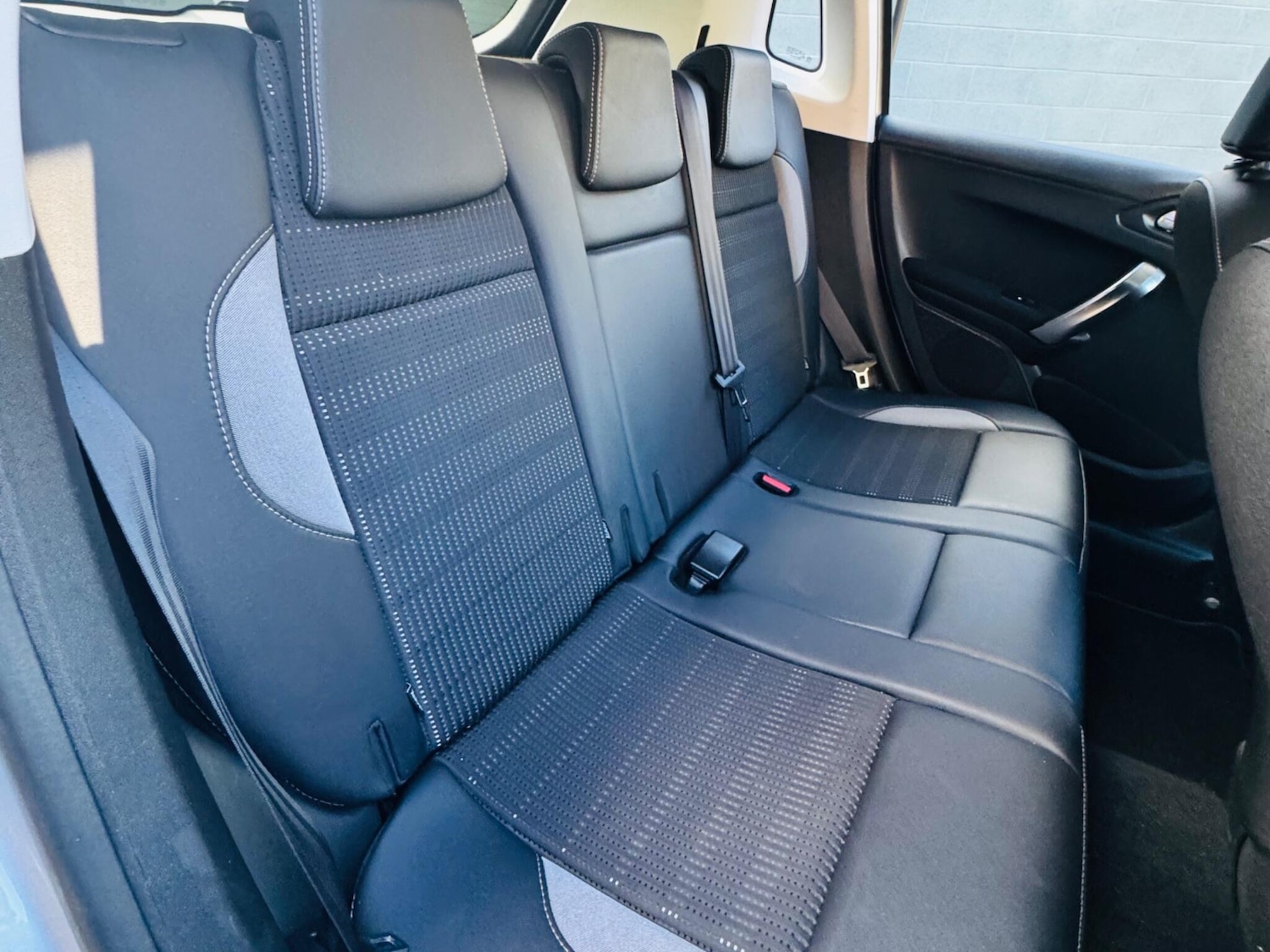 Used Peugeot 2008 2018 for sale - 76887157: Photo 52