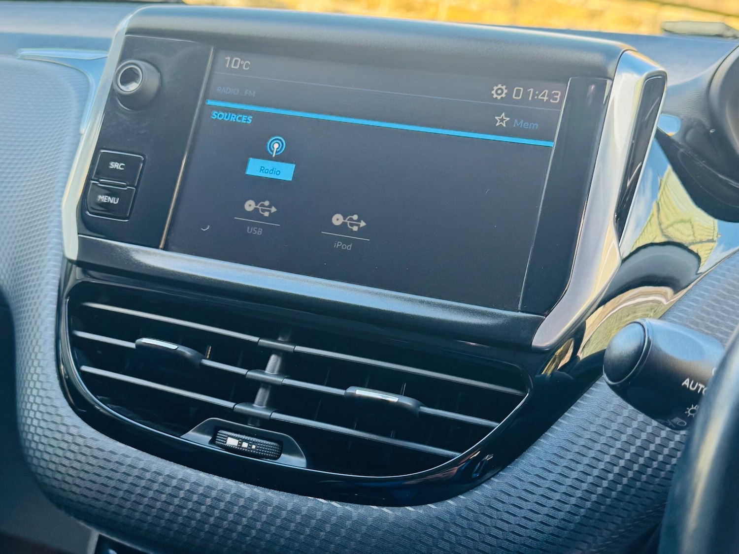 Used Peugeot 2008 2018 for sale - 76887157: Photo 65