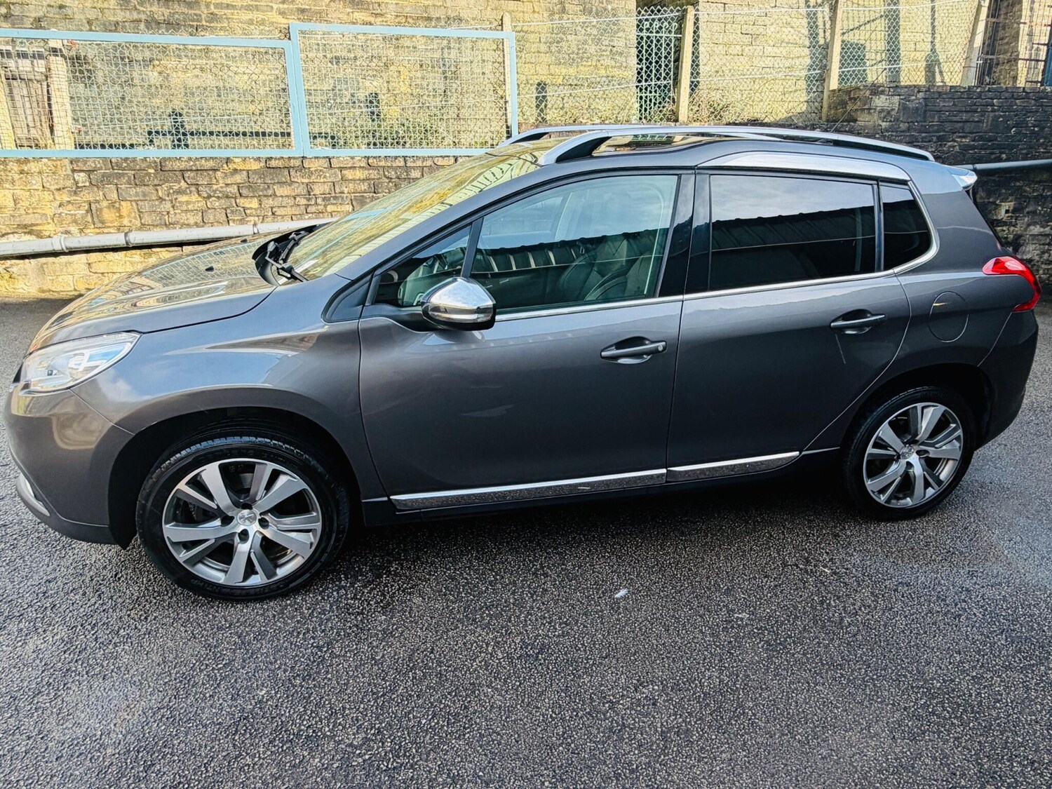 Used Peugeot 2008 for sale - 77564666: Photo 28